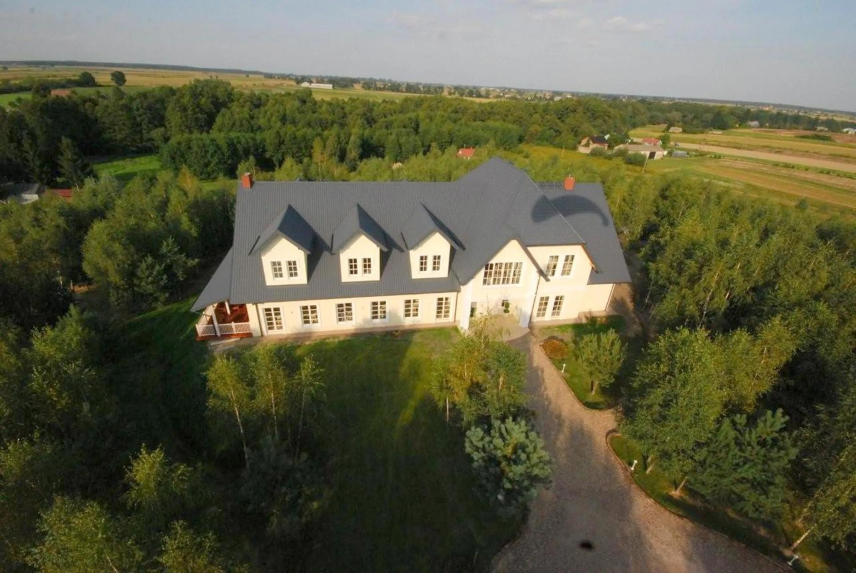 Bird's eye view in Dwór Złotopolska Dolina Mansion House