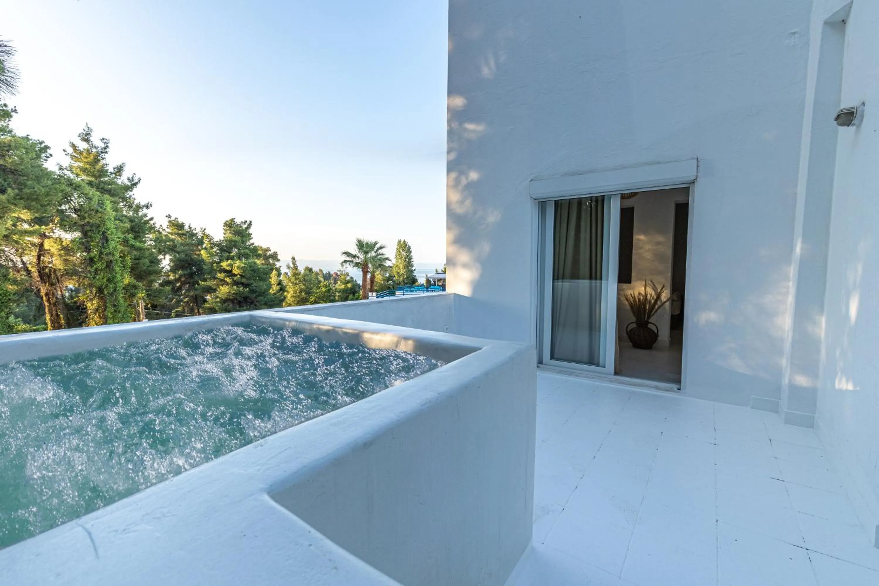 Day in Theo Bungalows Boutique Hotel