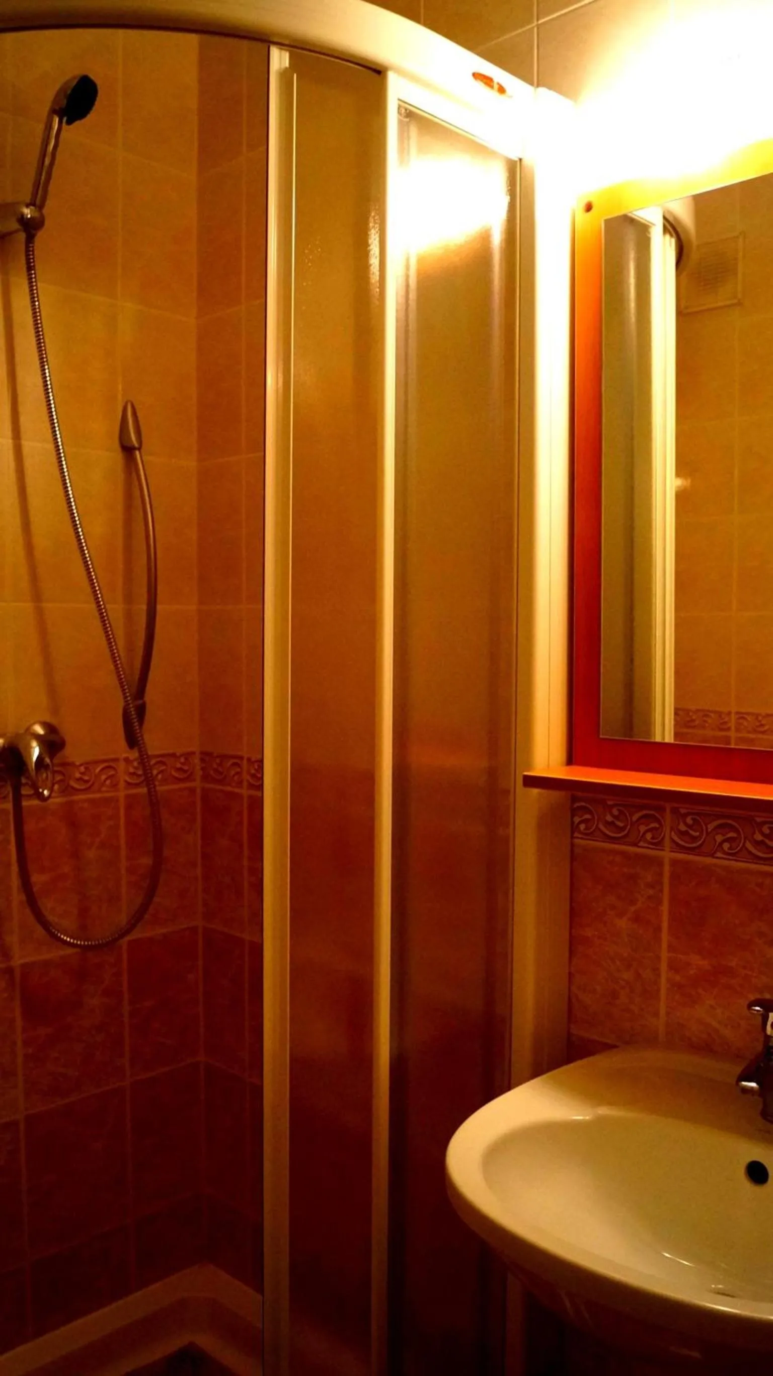 Bathroom in Hotel Marmułowski