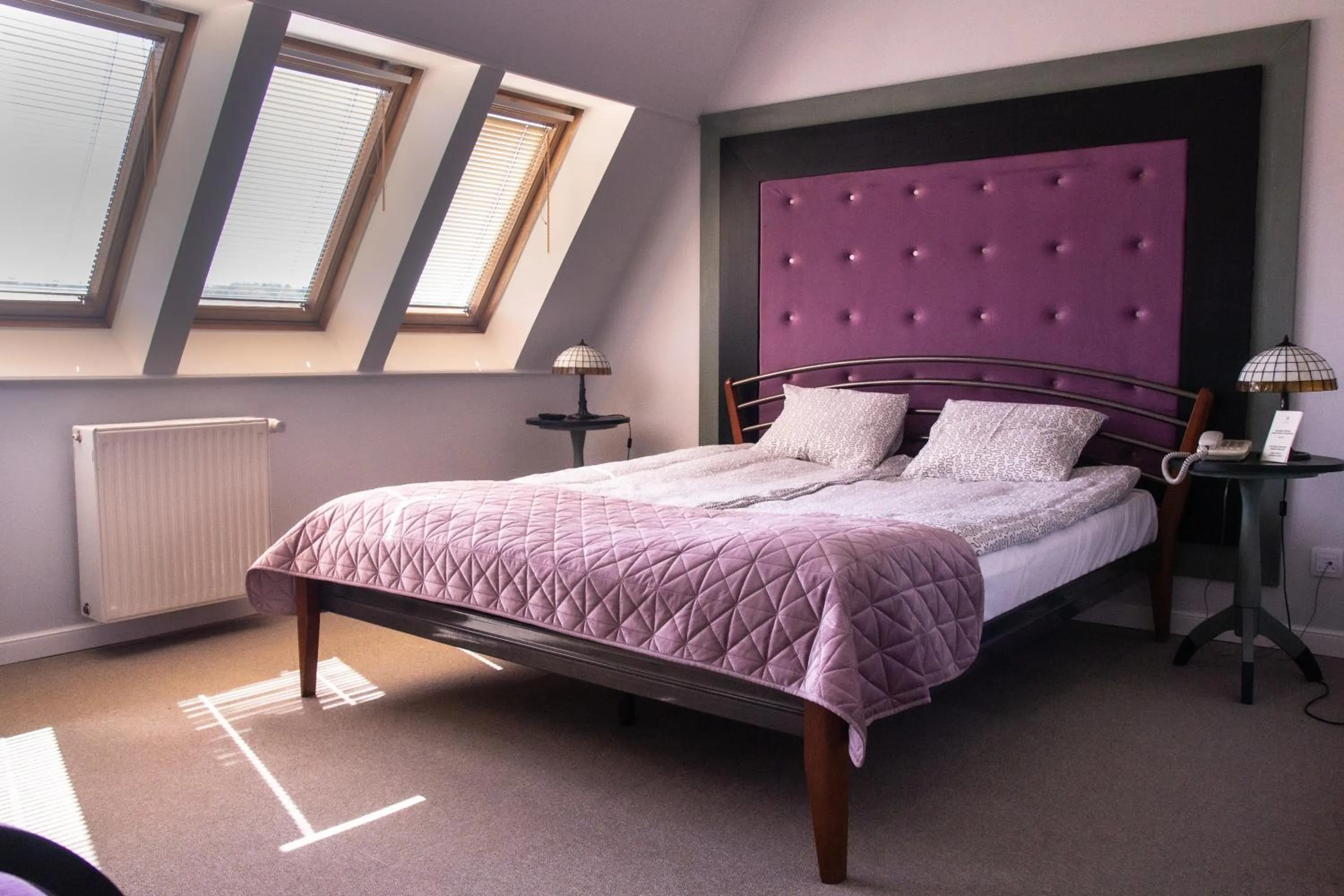 Bed in Hotel Marmułowski