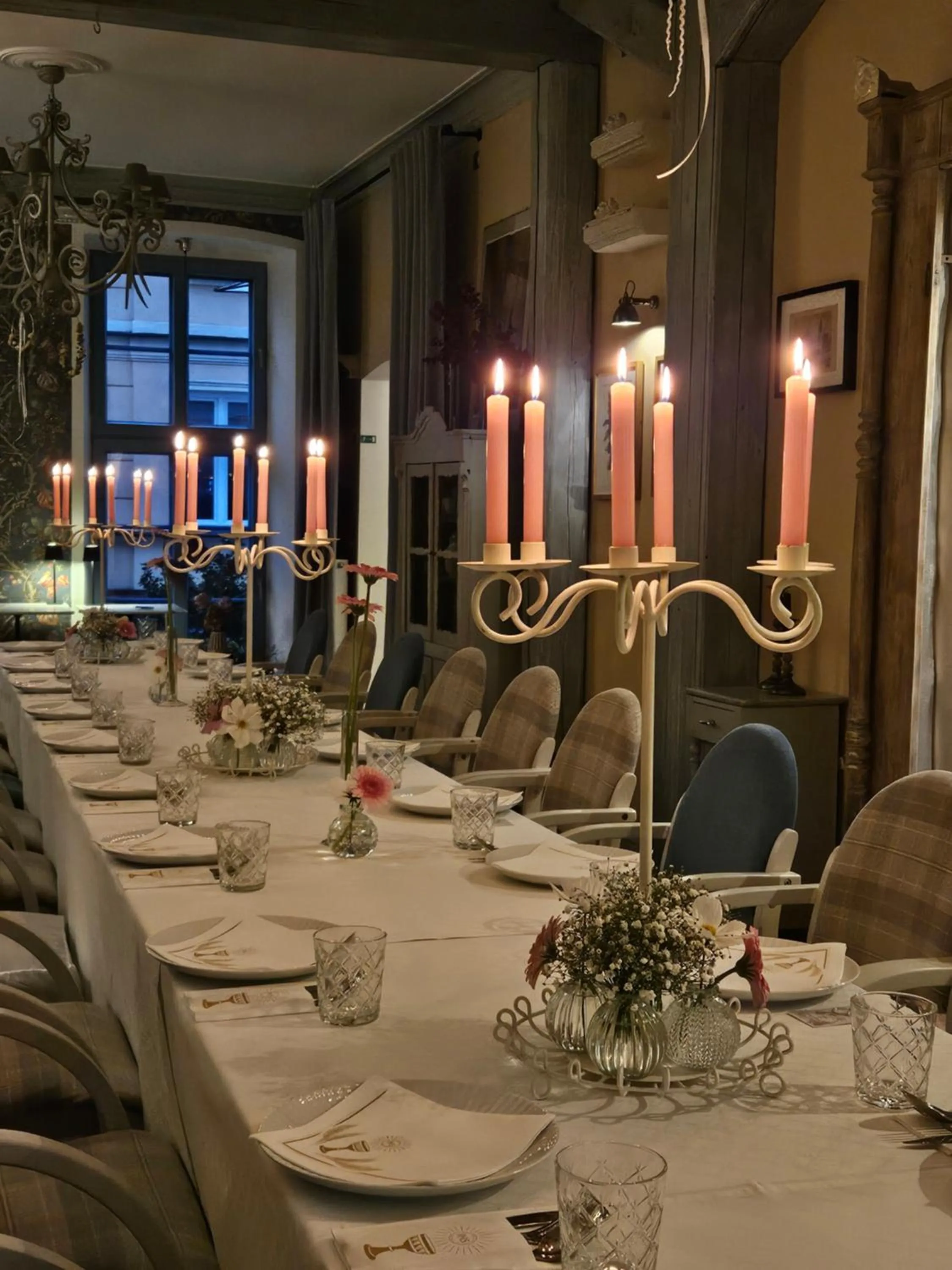 Restaurant/places to eat in Hotel Marmułowski