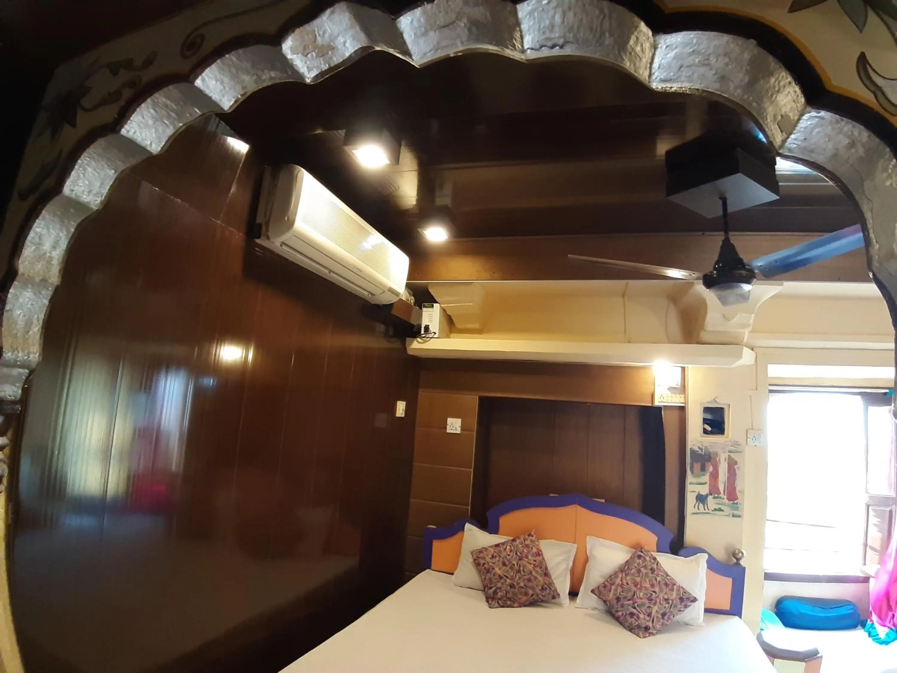 bunk bed, Bed in Hotel Paradise