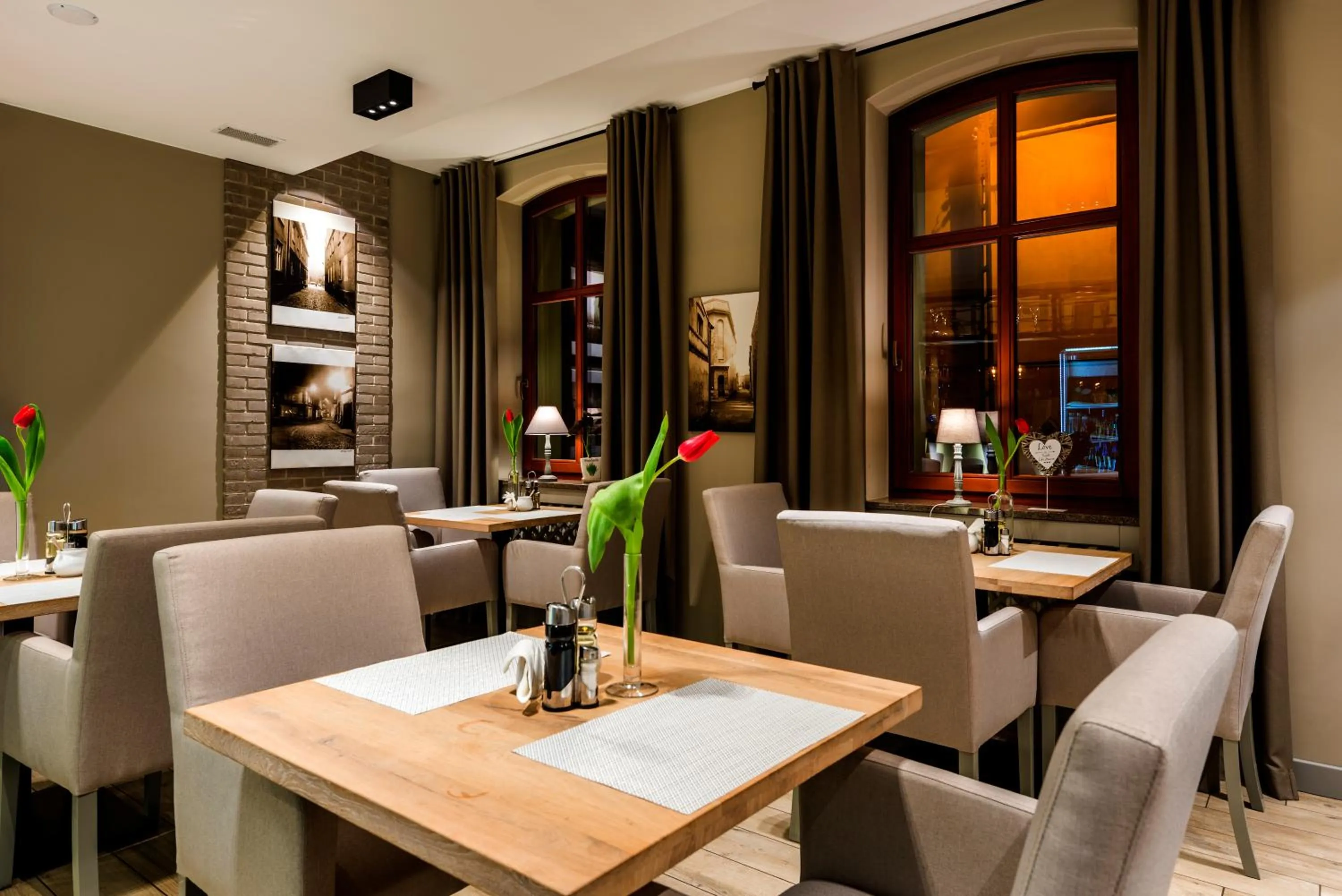 Dining area in Dworek 1885