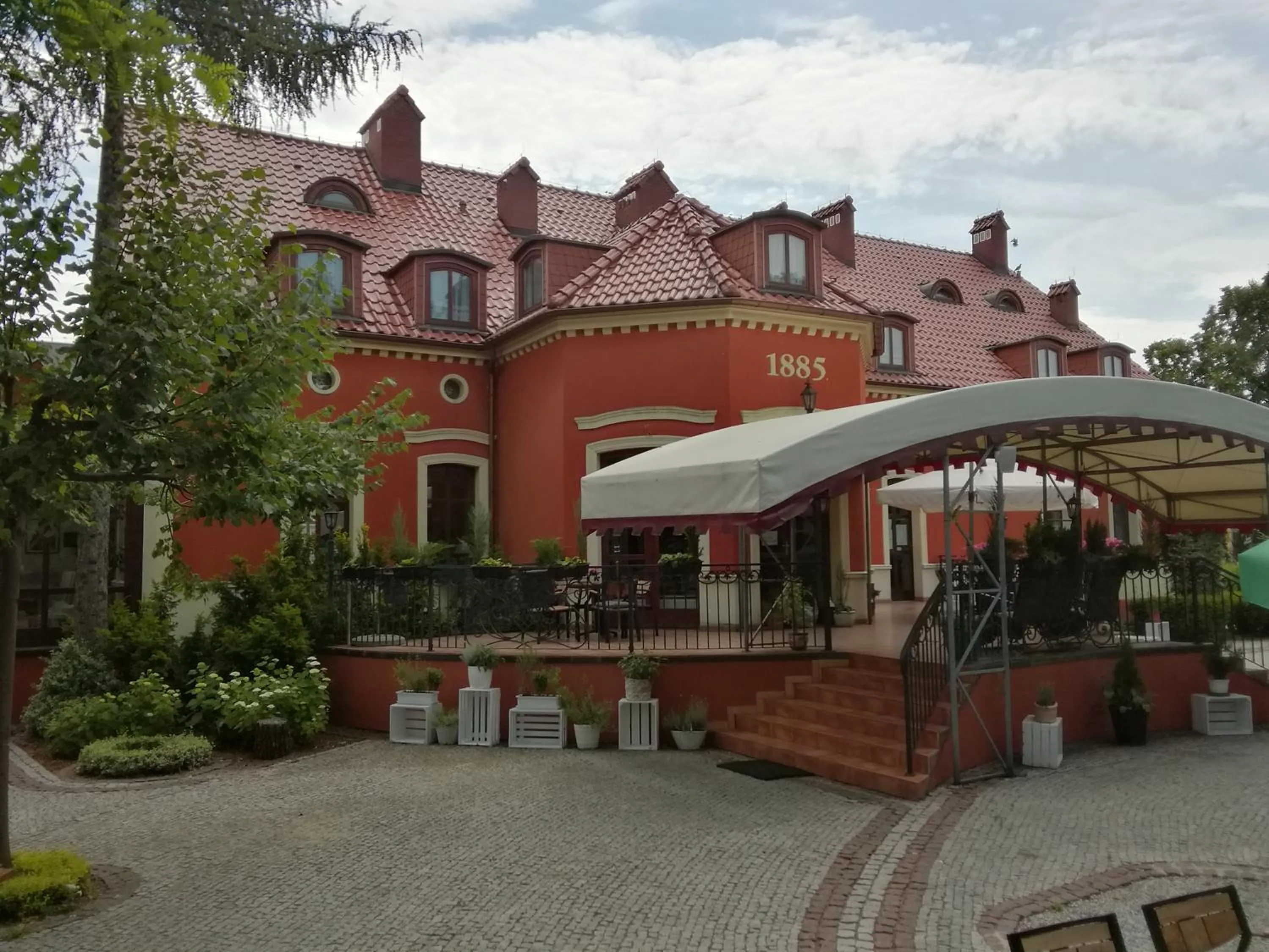 Property building in Dworek 1885