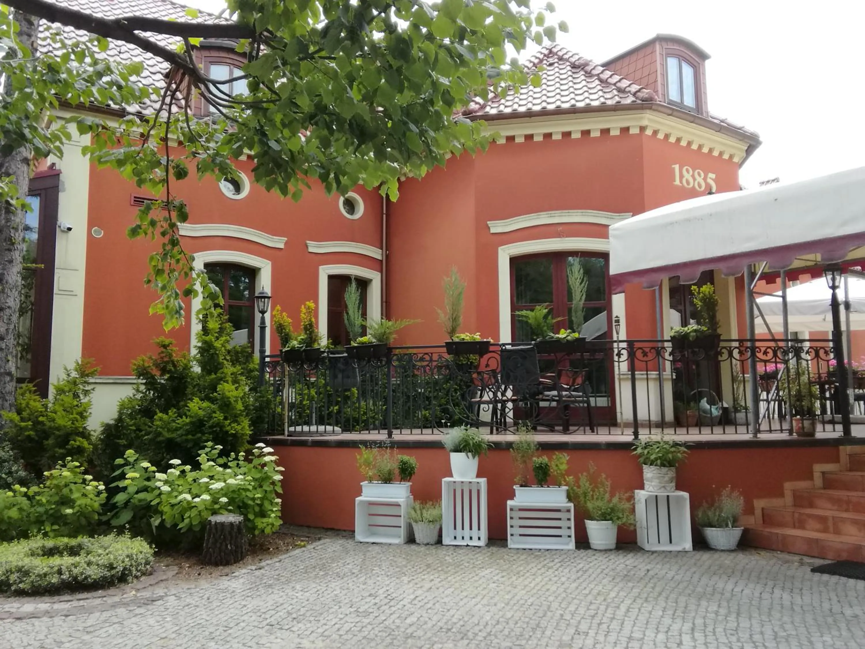 Property building in Dworek 1885