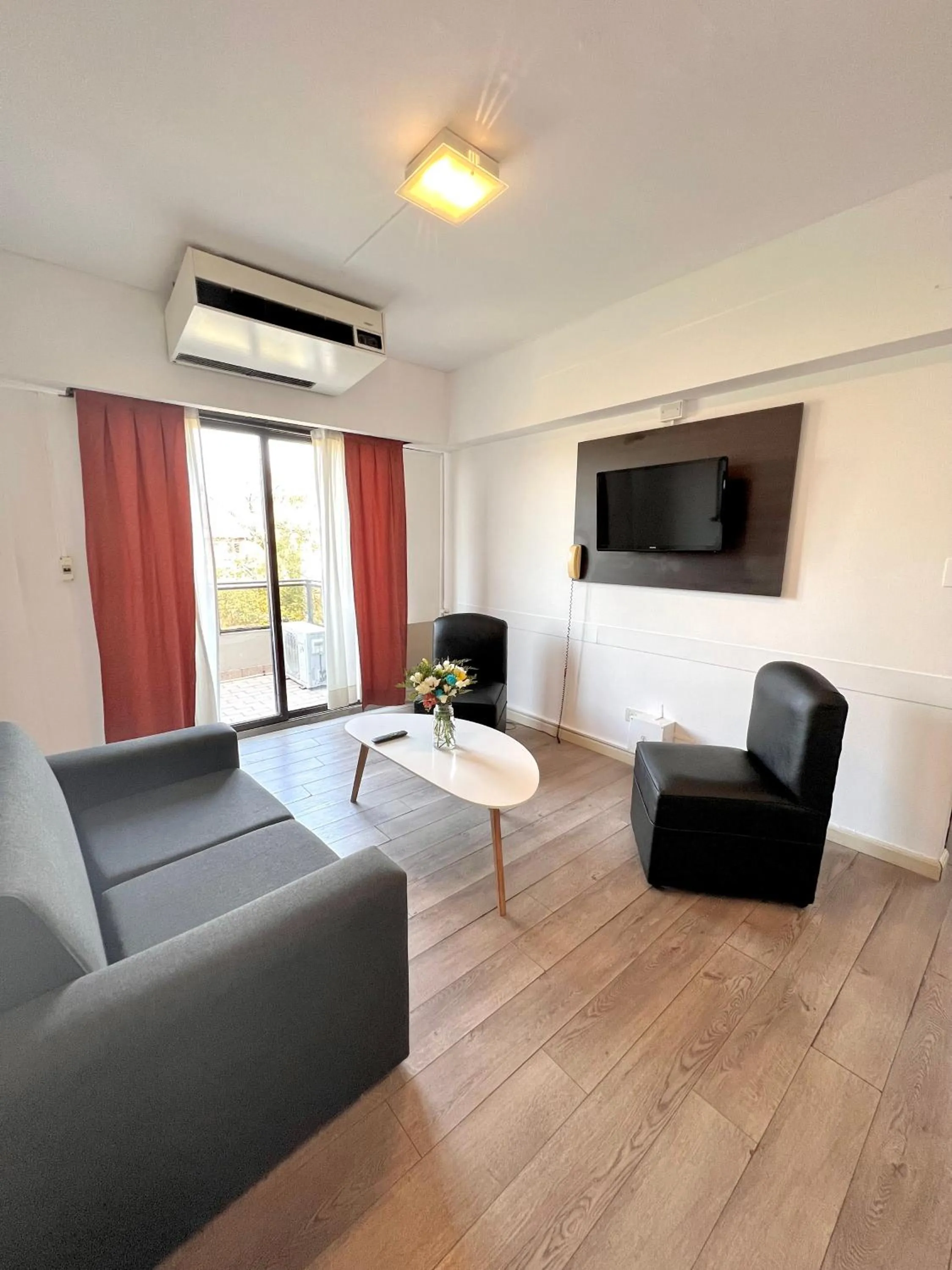 Golf Tower Suites & Apartments