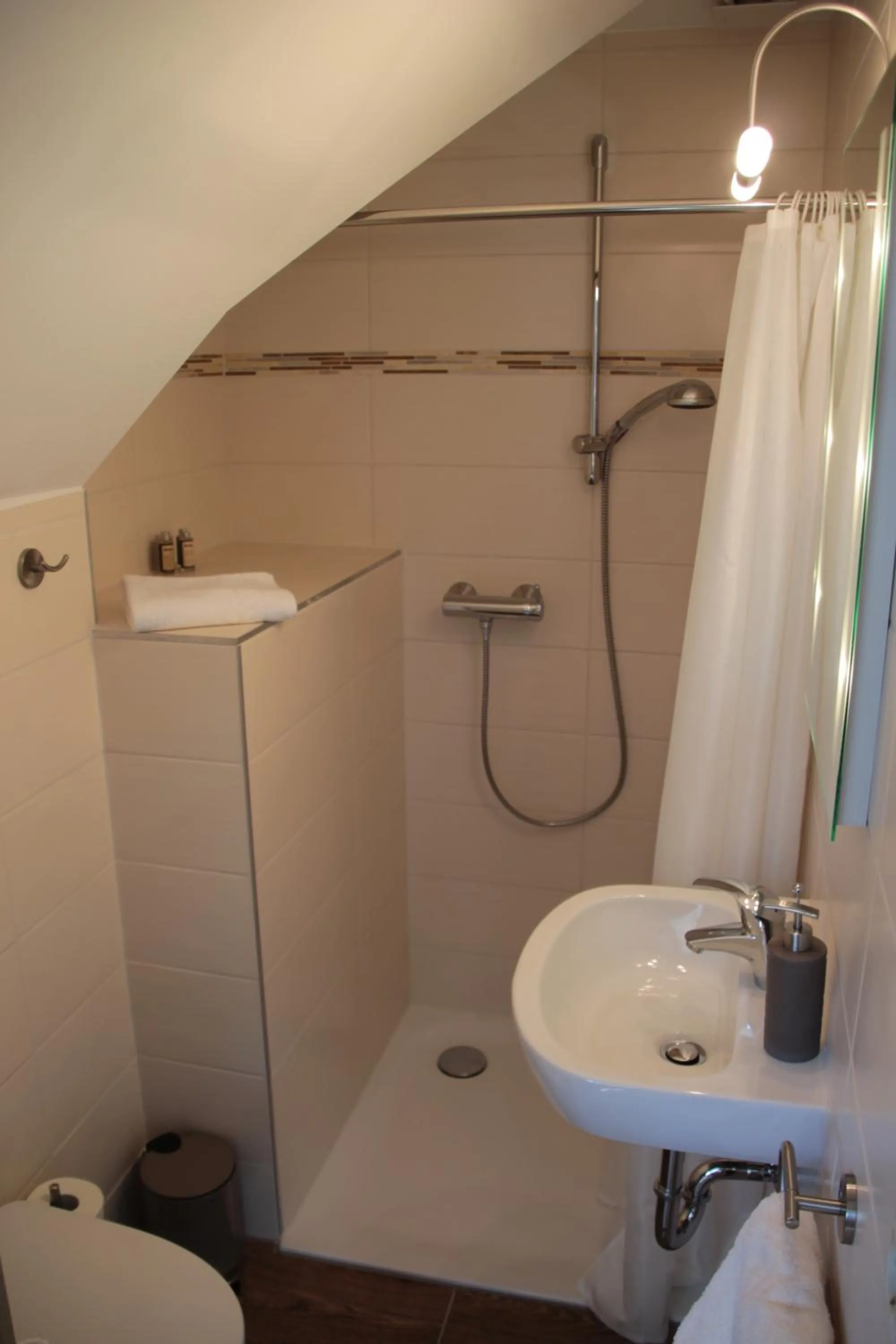 Photo of the whole room in Gästezimmer Gier