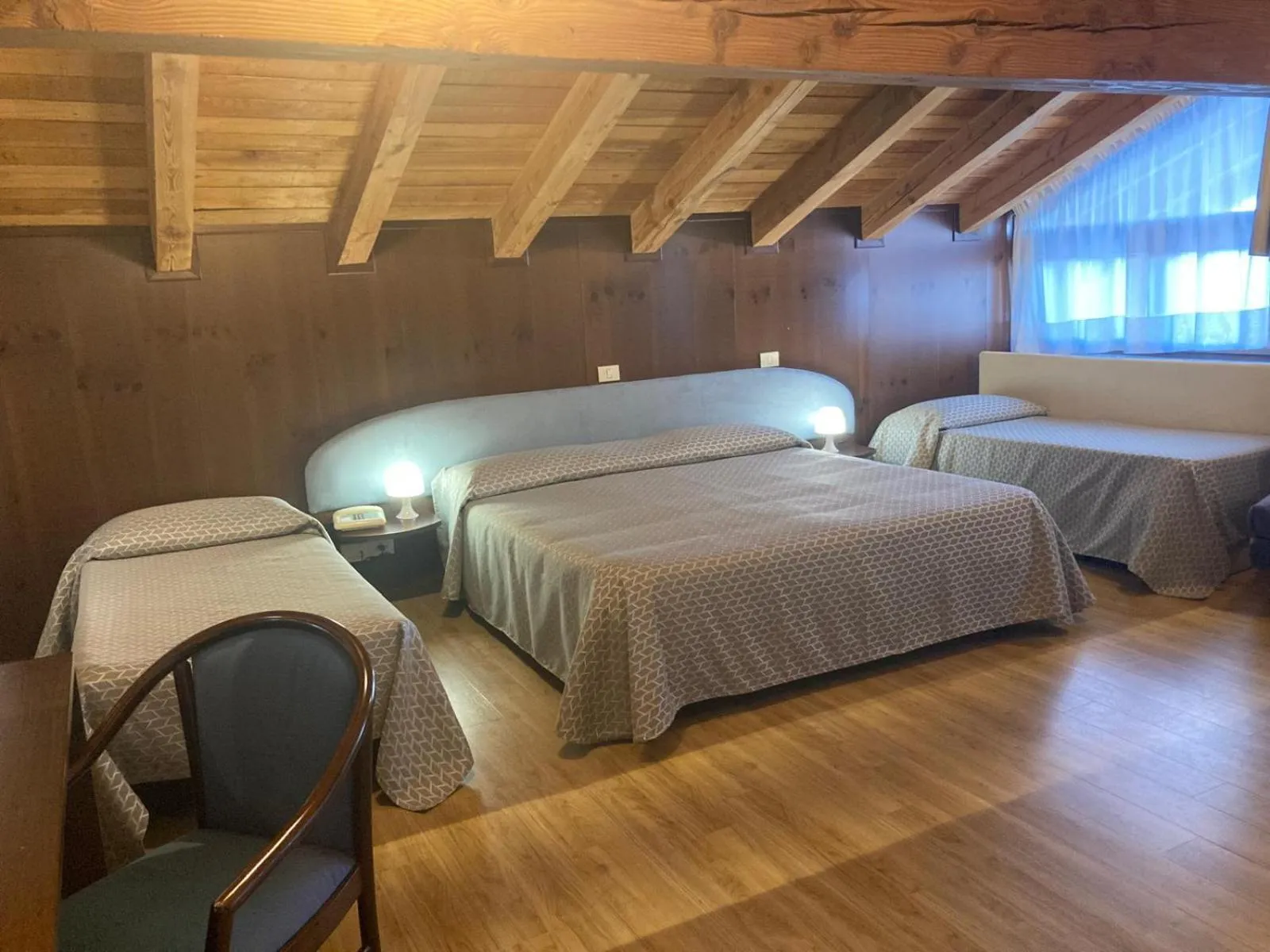 Bedroom, Bed in Etoile De Neige