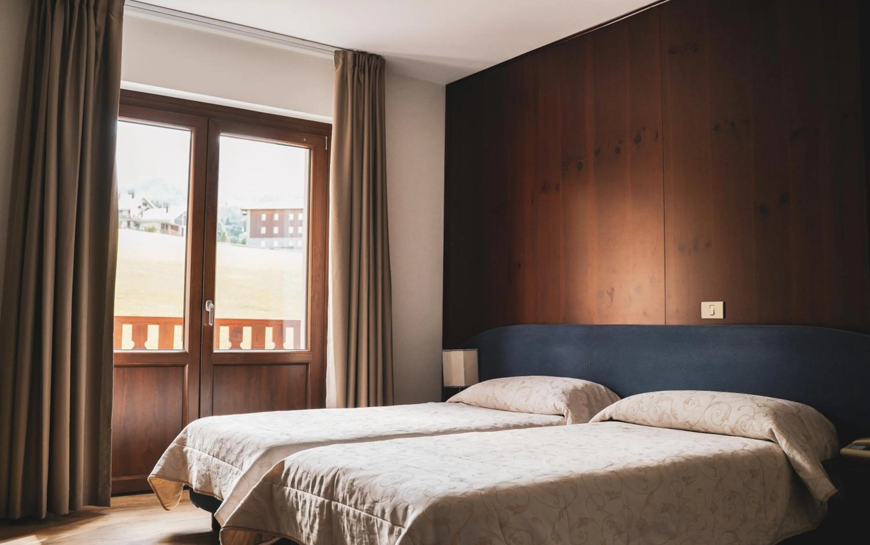 Bedroom, Bed in Etoile De Neige