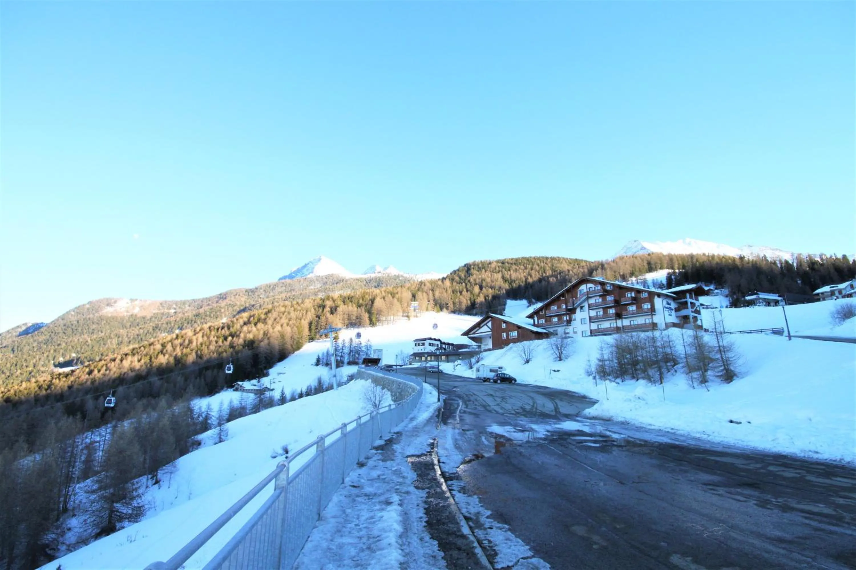 Nearby landmark in Etoile De Neige