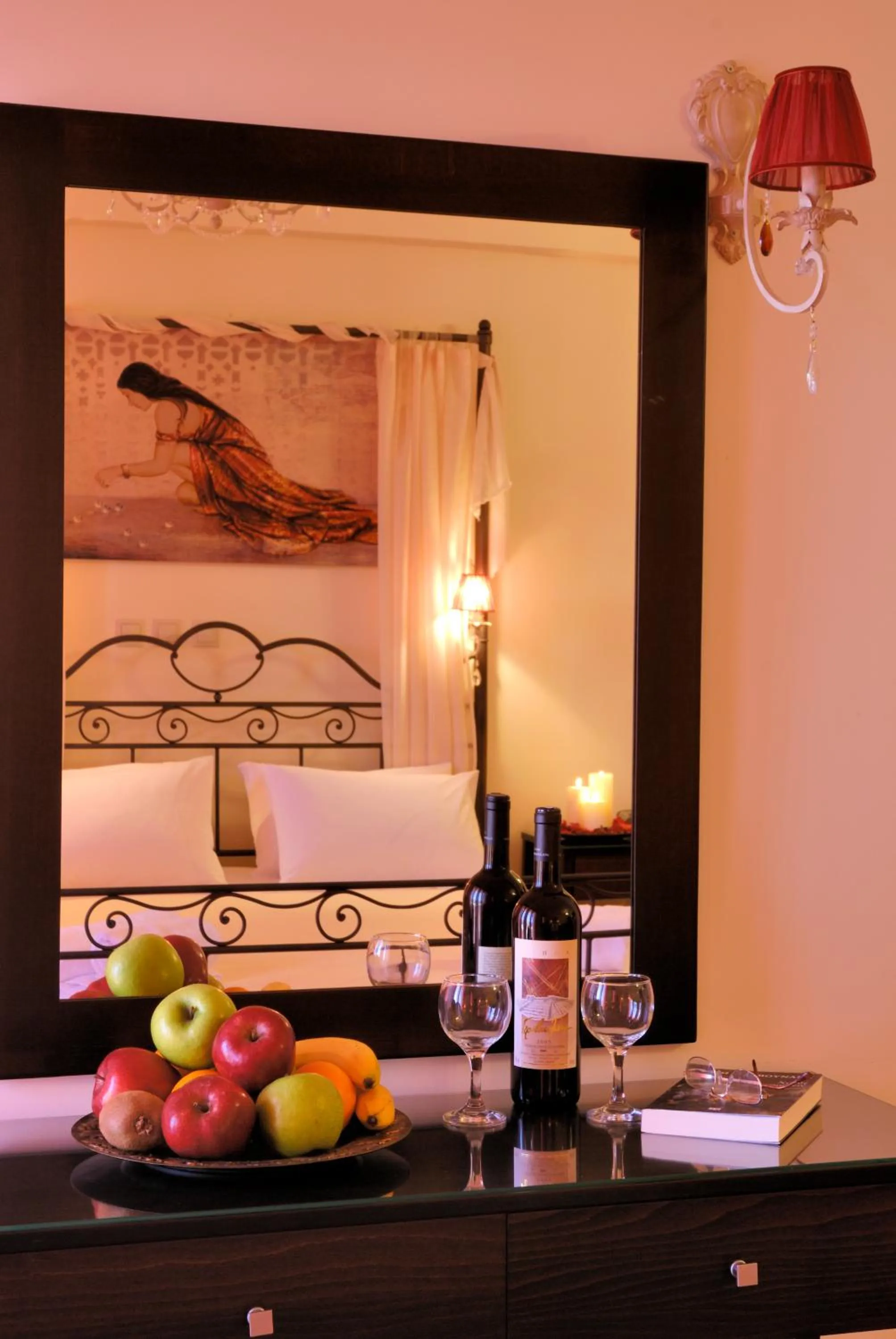 Decorative detail in Byzantinon Hotel