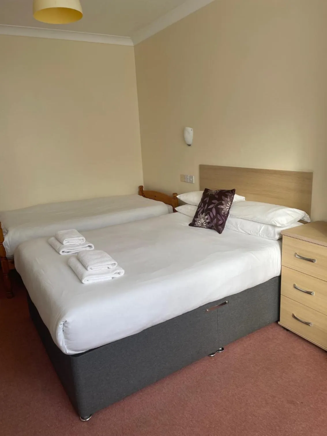 Bed in Merlewood Hotel