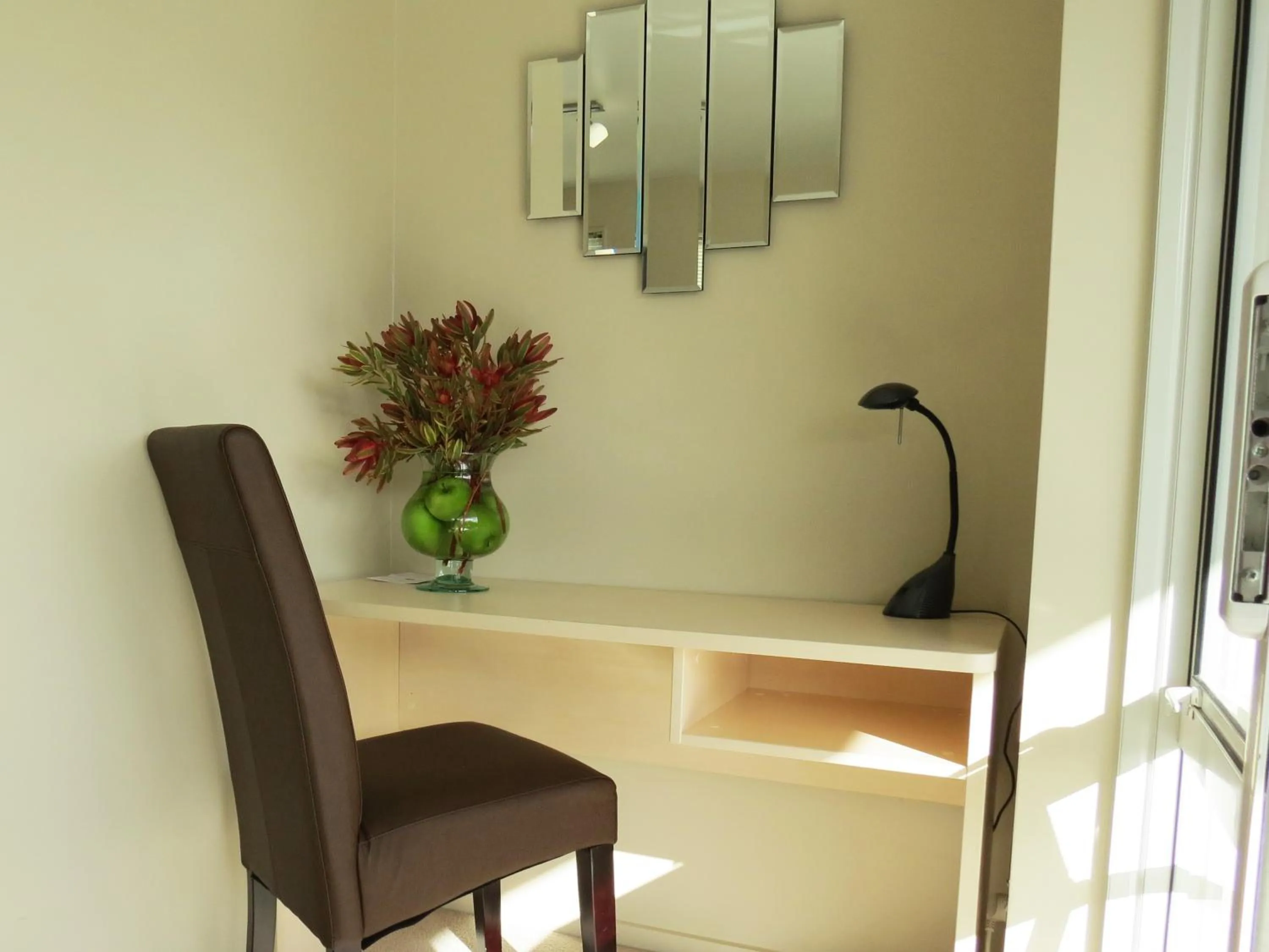 Day in Nesuto Newhaven