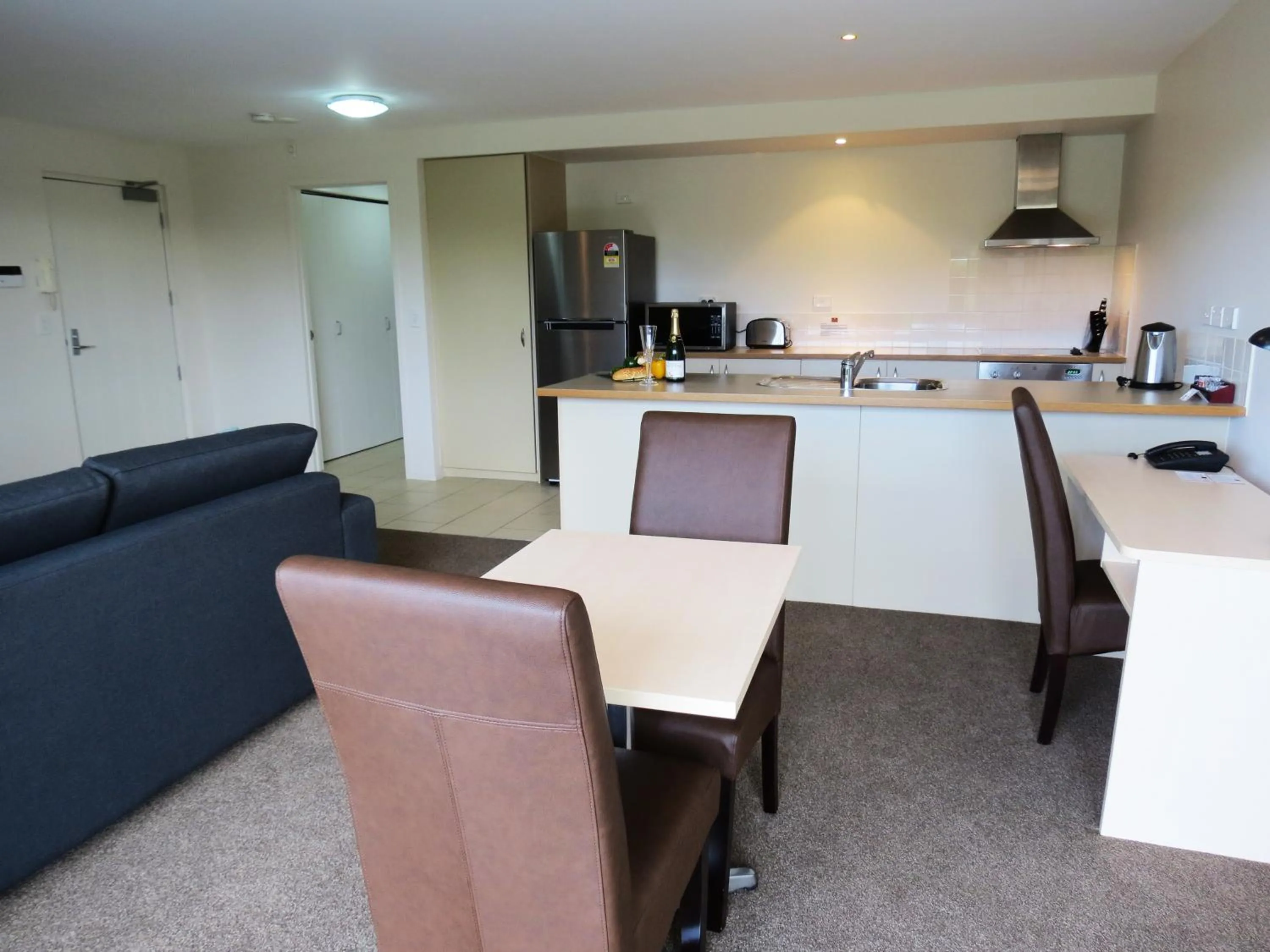 Dining area in Nesuto Newhaven