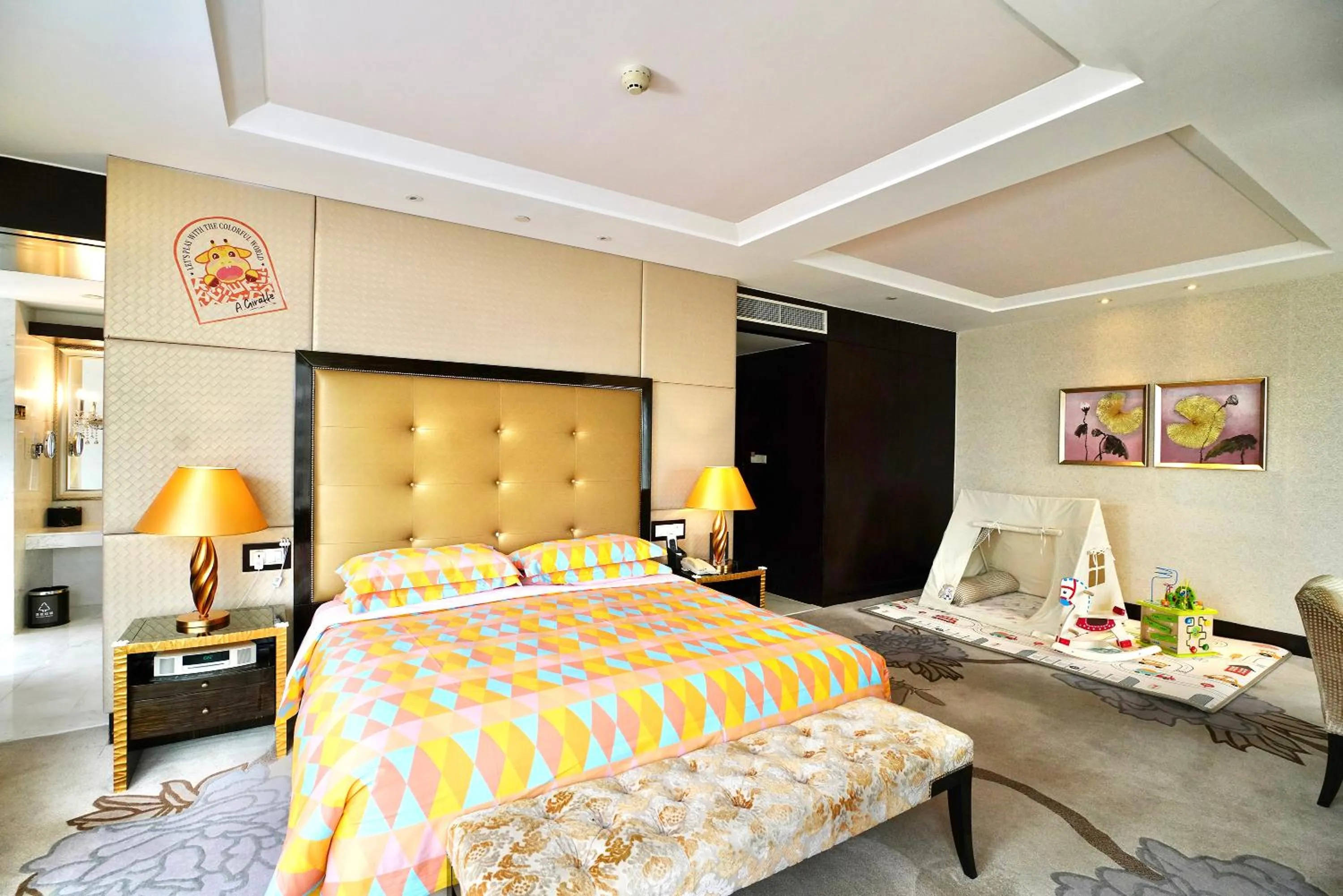 Bedroom, Bed in InterContinental Dalian by IHG