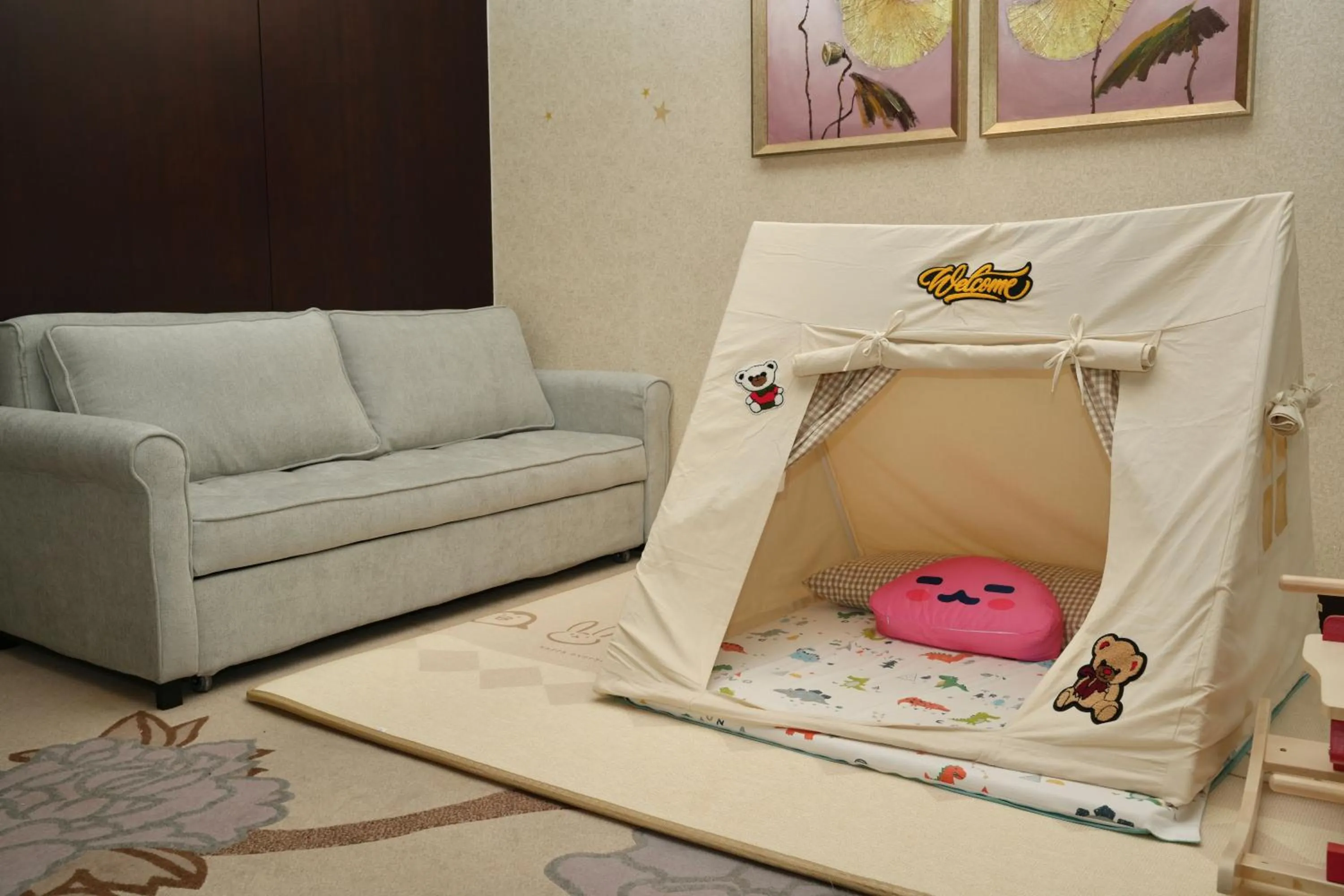 Bedroom in InterContinental Dalian by IHG