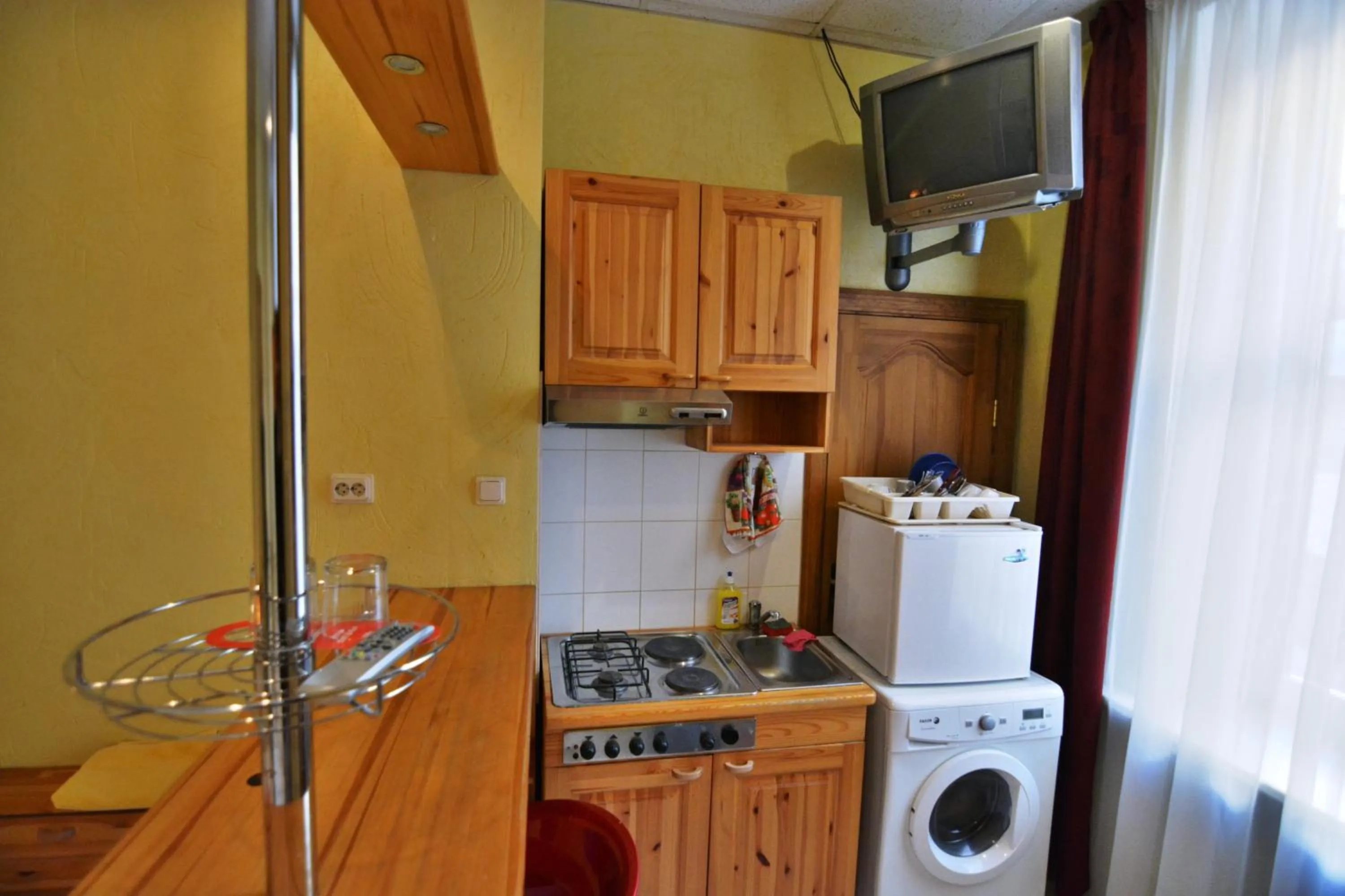 Coffee/tea facilities in Hotel Multilux with Self Check-in