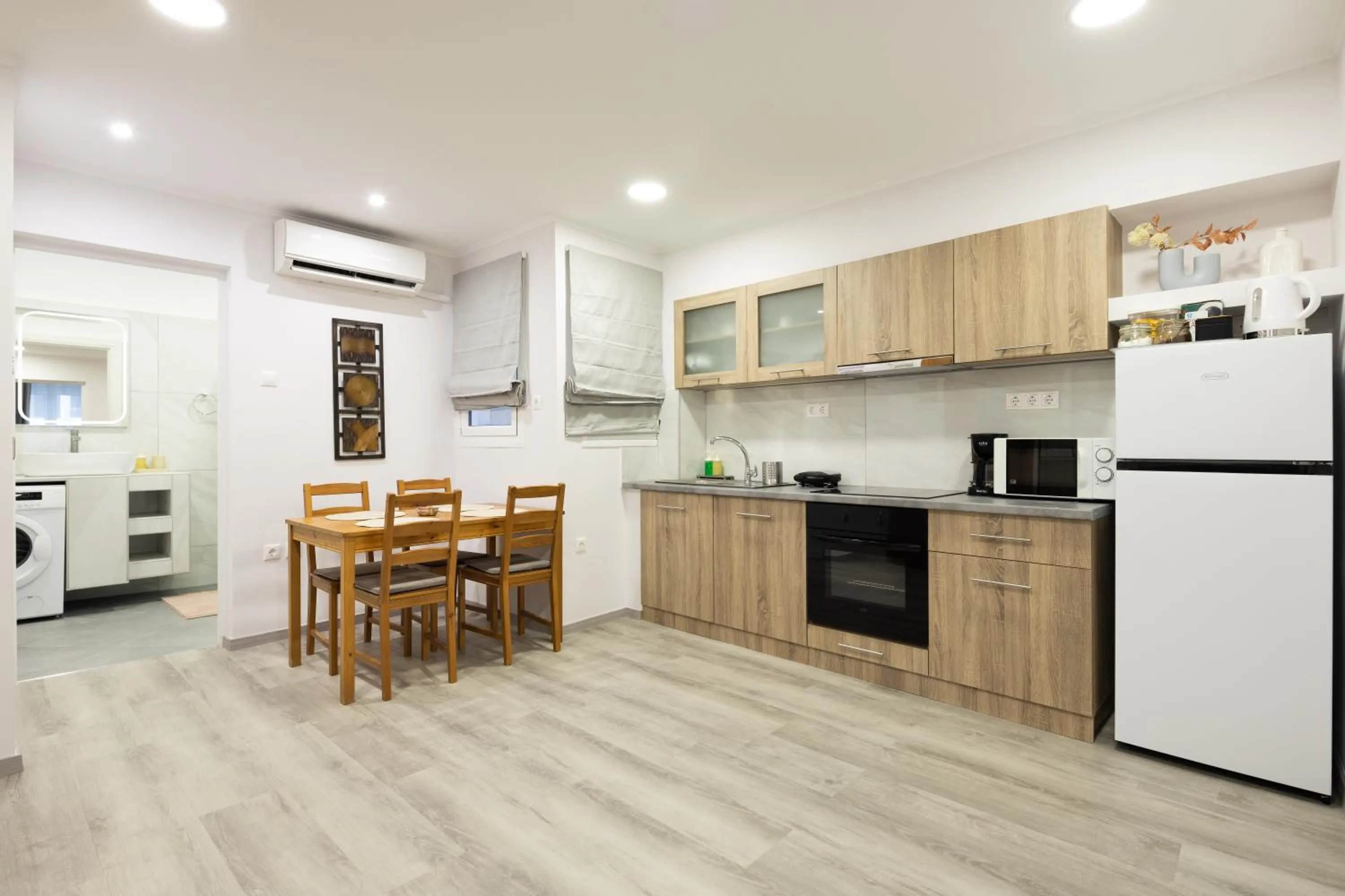Dining area in Apartments Historical Center