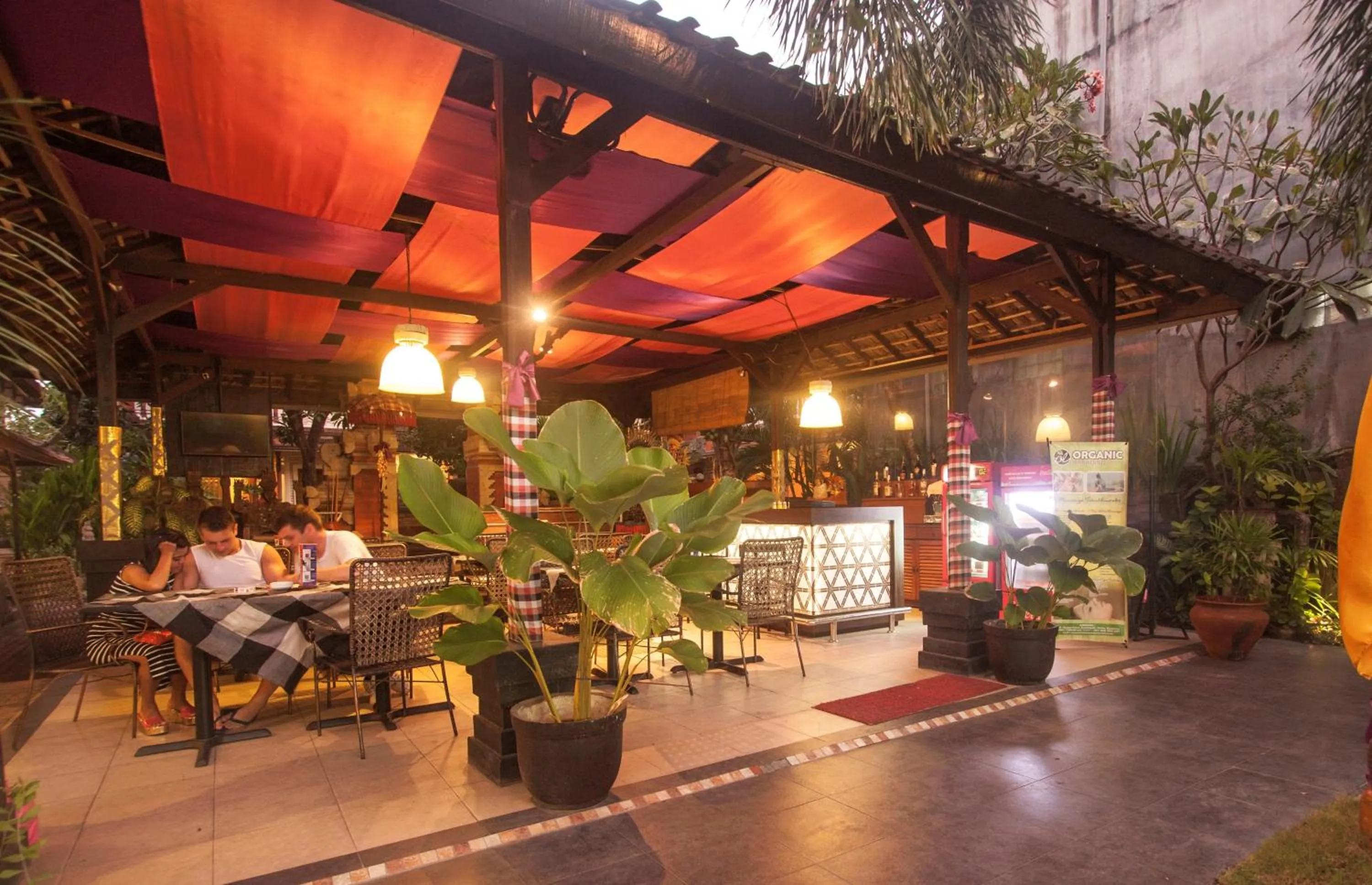 Restaurant/places to eat in Seminyak Paradiso Hotel