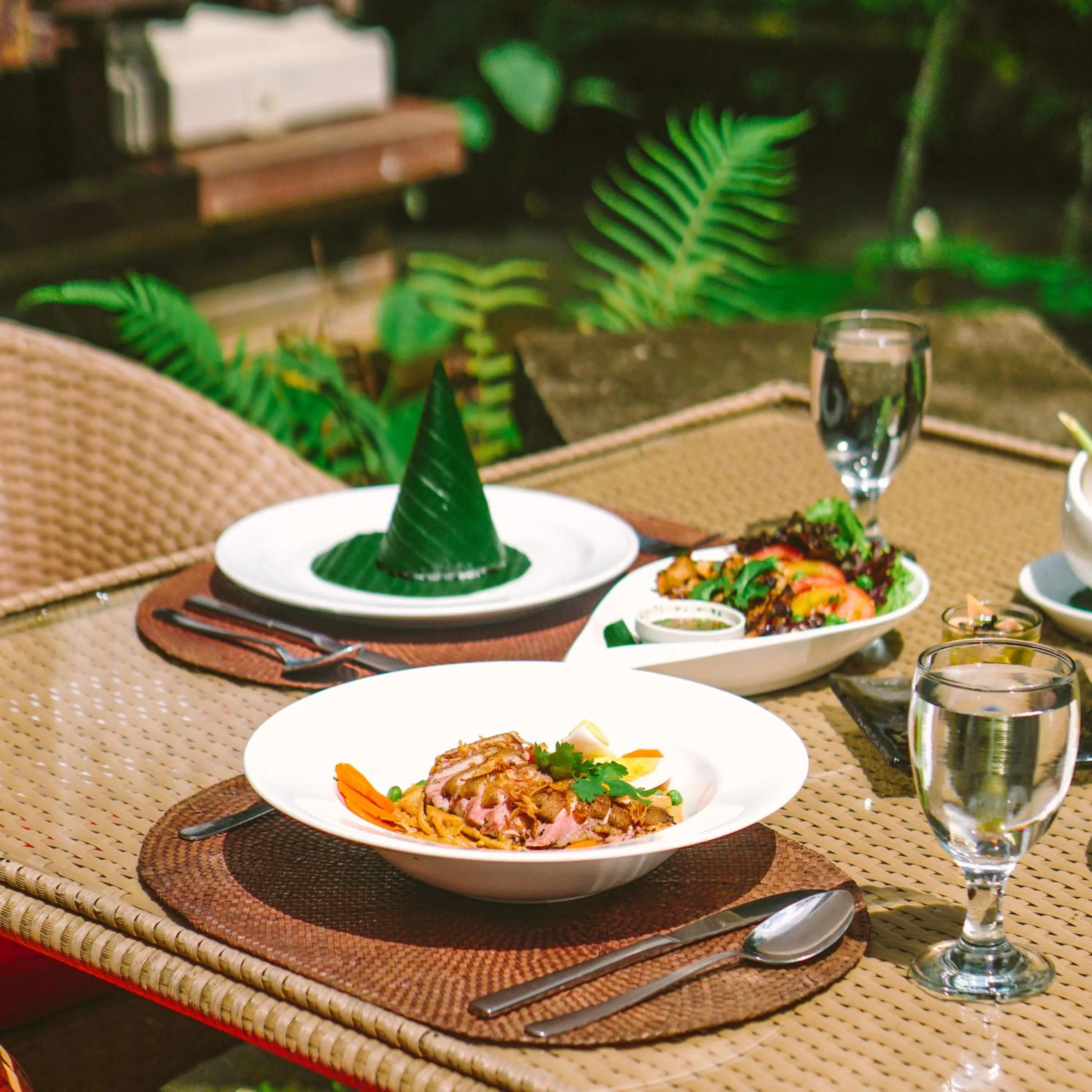 Restaurant/places to eat in Arma Museum & Resort