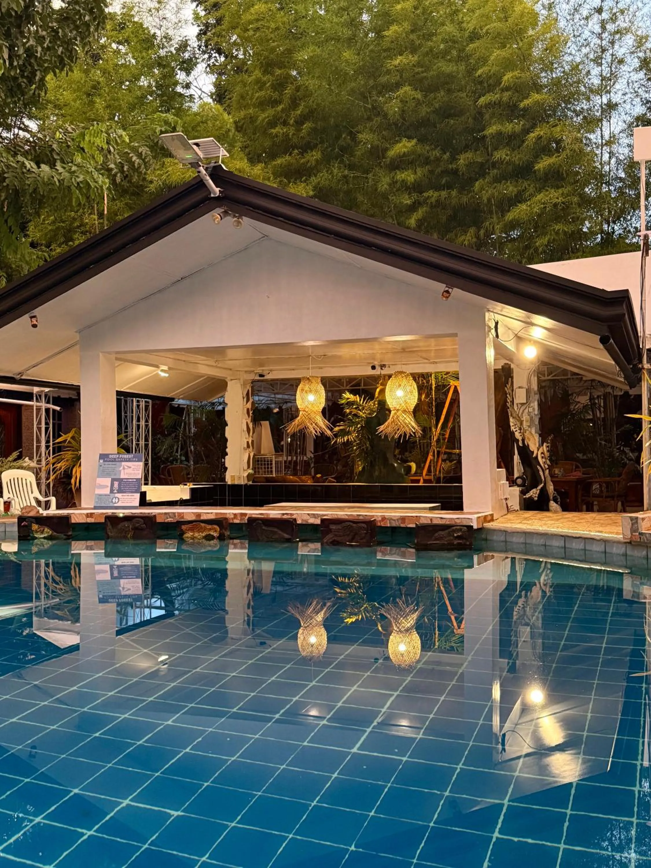 Deep Forest Garden Hotel