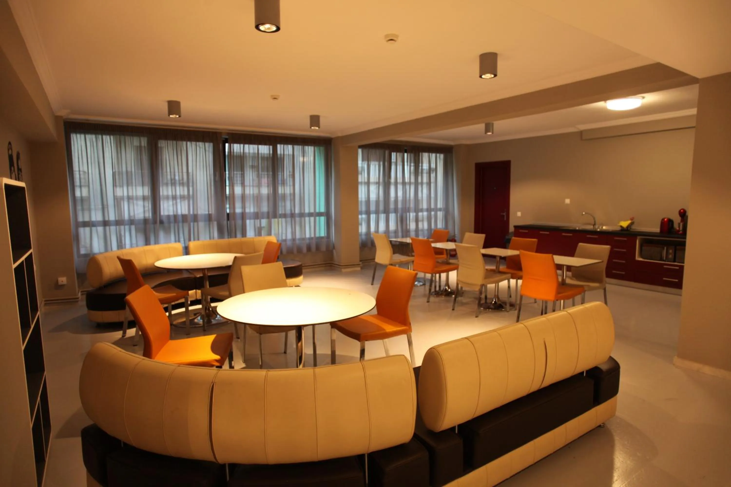 Living room in Stay Hybrid Youth Hostel