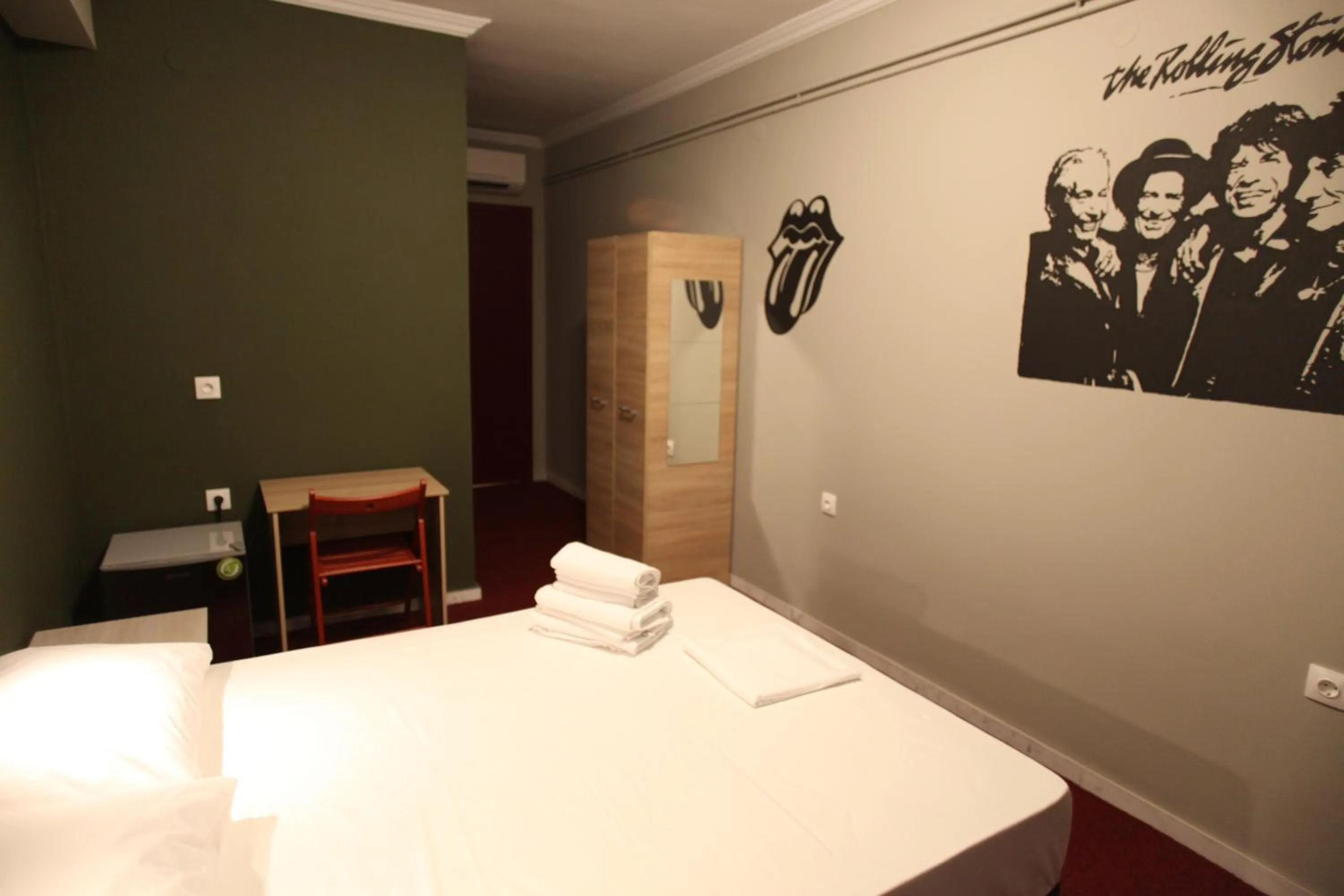 Bed in Stay Hybrid Youth Hostel