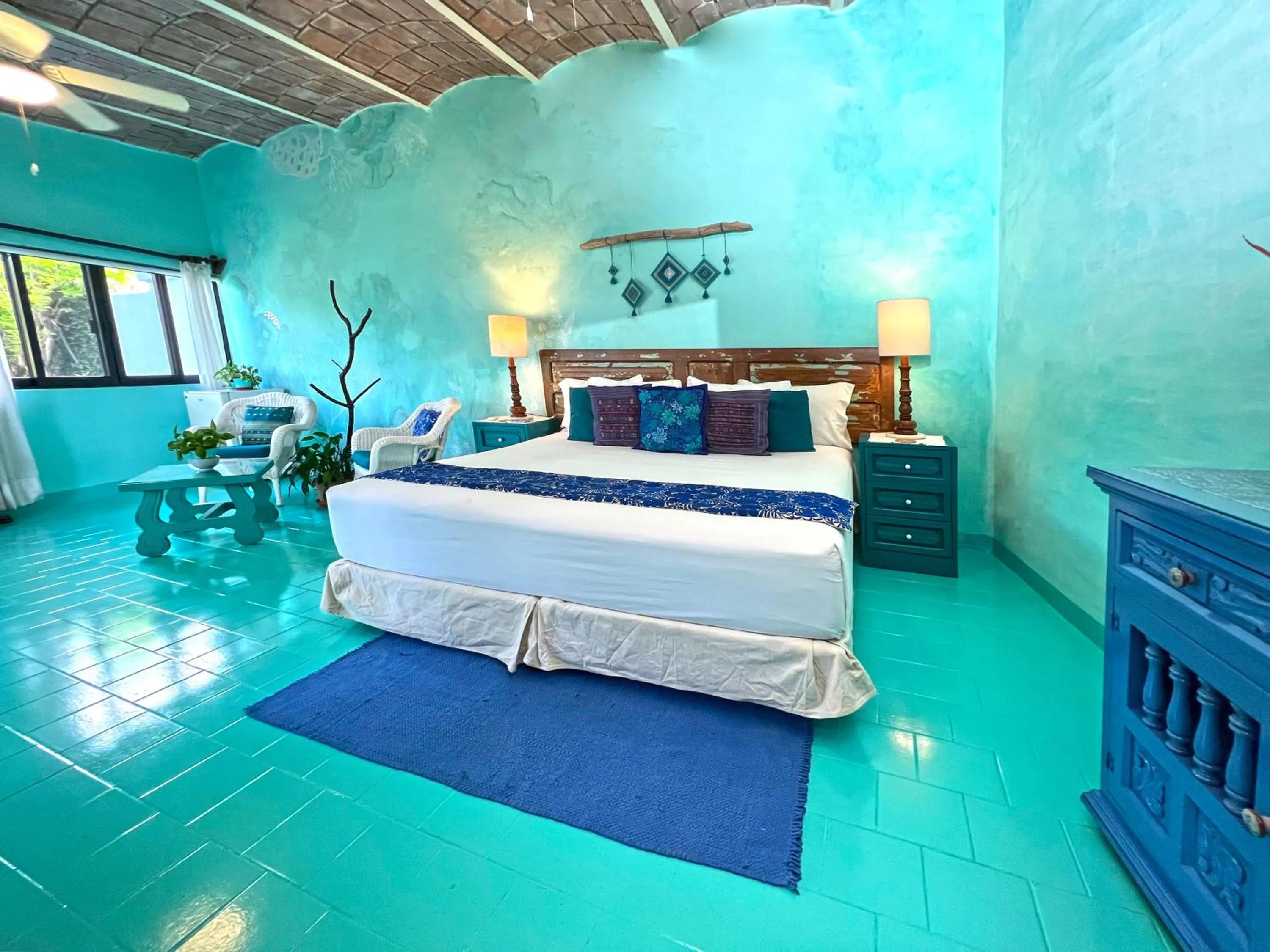 Bed in Casa Nawalli Pickleball Resort & Retreats Adults Only