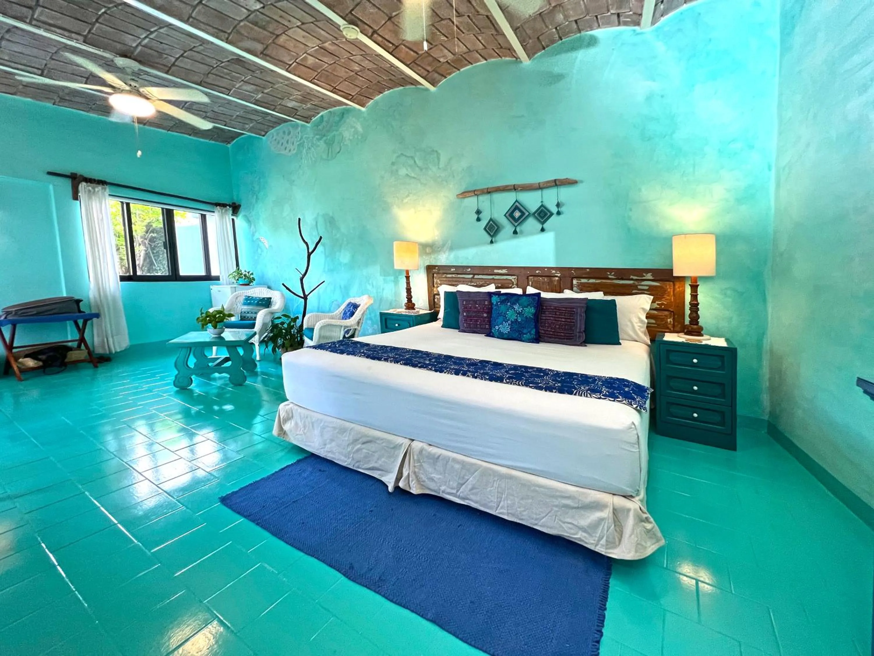 Bed in Casa Nawalli Pickleball Resort & Retreats Adults Only
