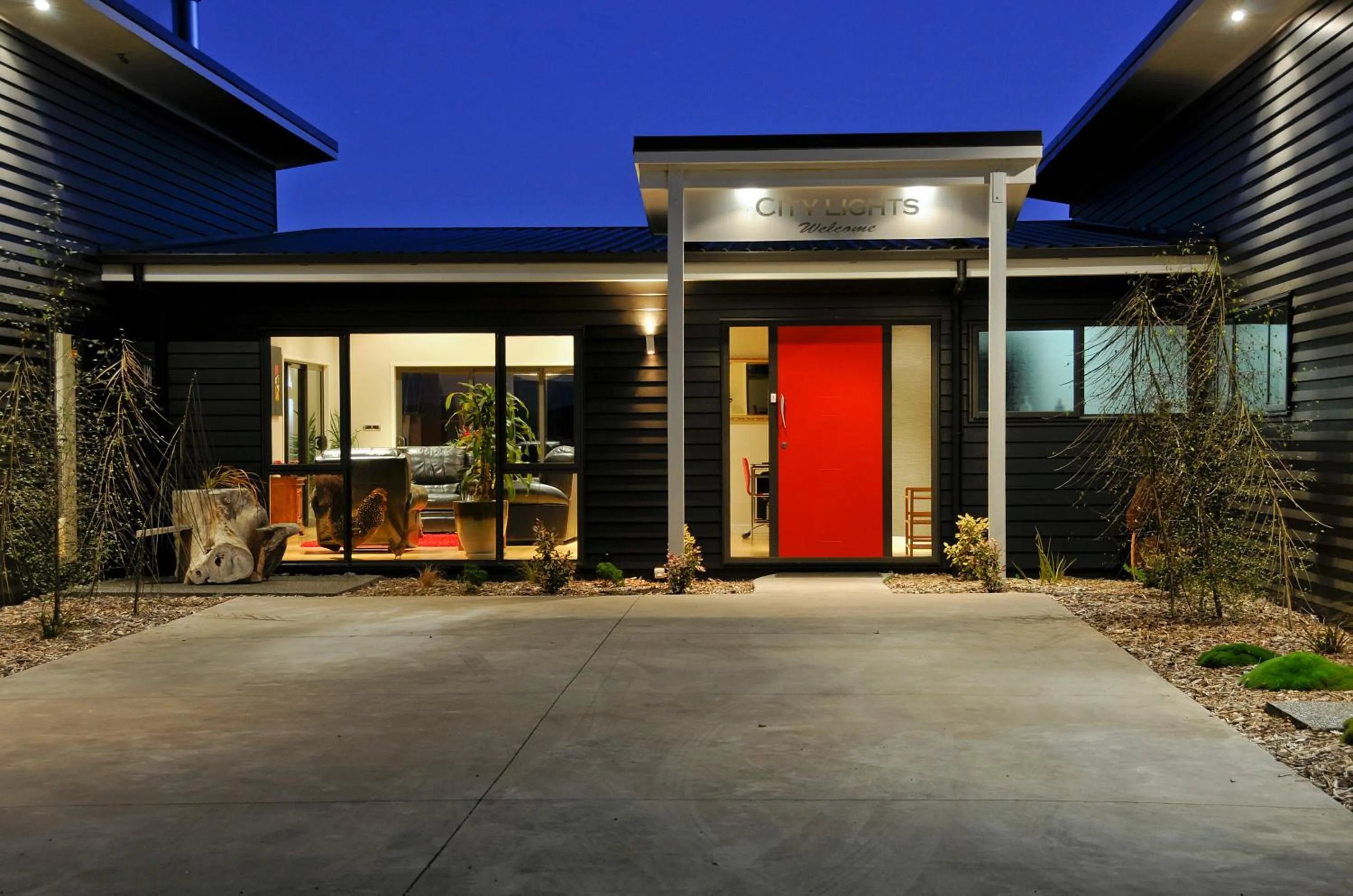 Facade/entrance in City Lights Boutique Lodge