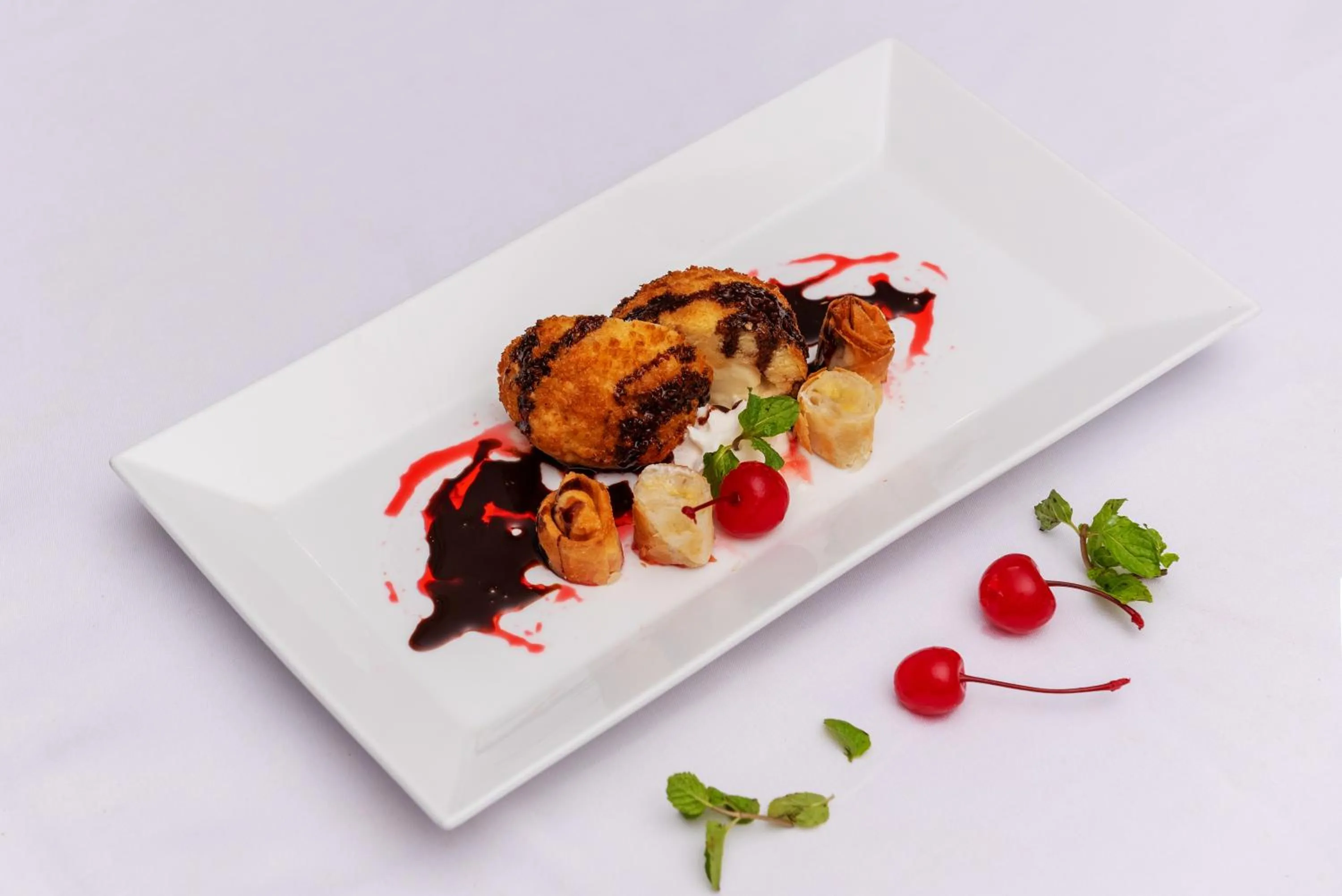 Food and drinks in Amber Angkor Villa Hotel & Spa