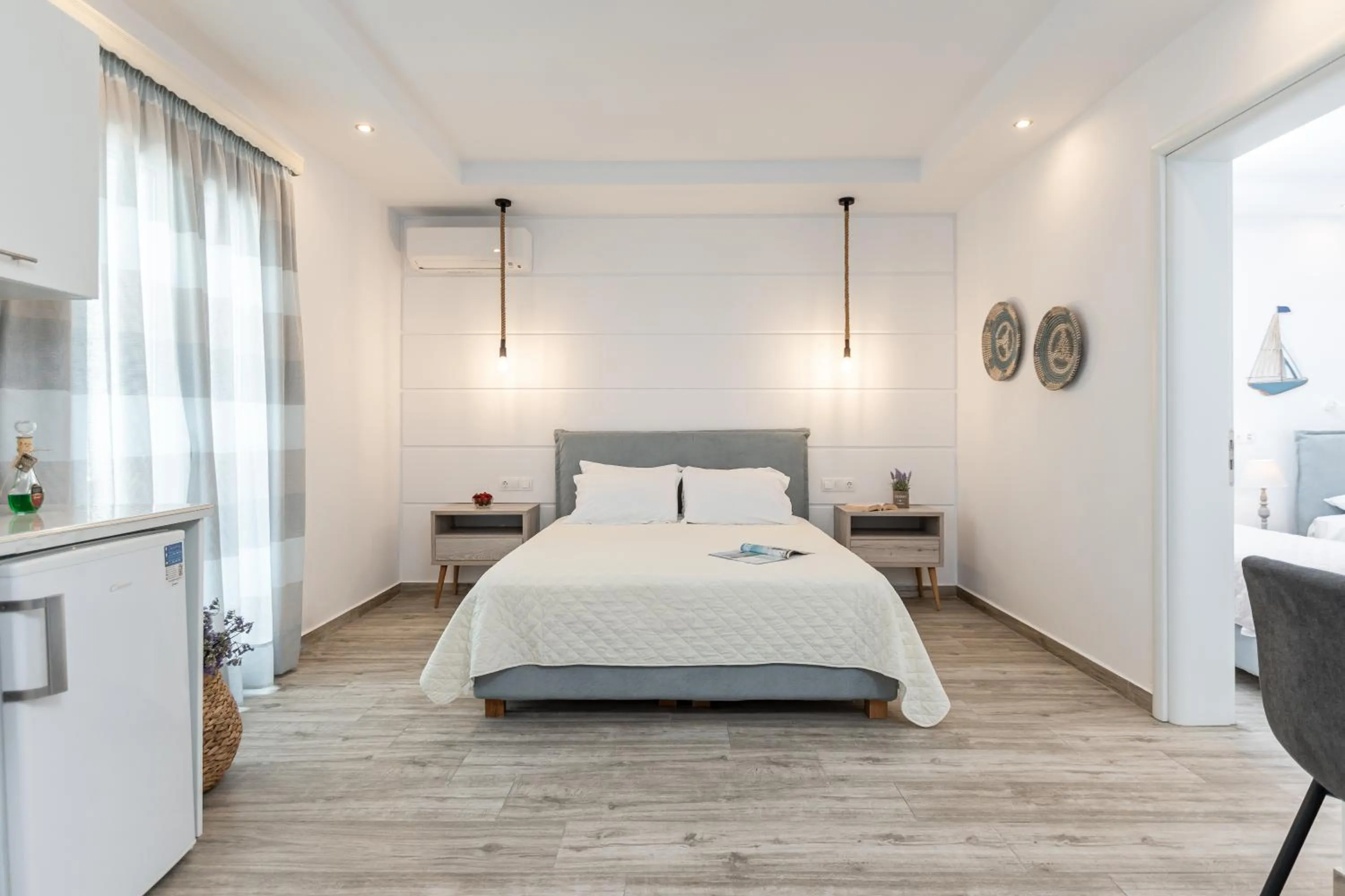 Bedroom, Bed in Sun Beach Hotel