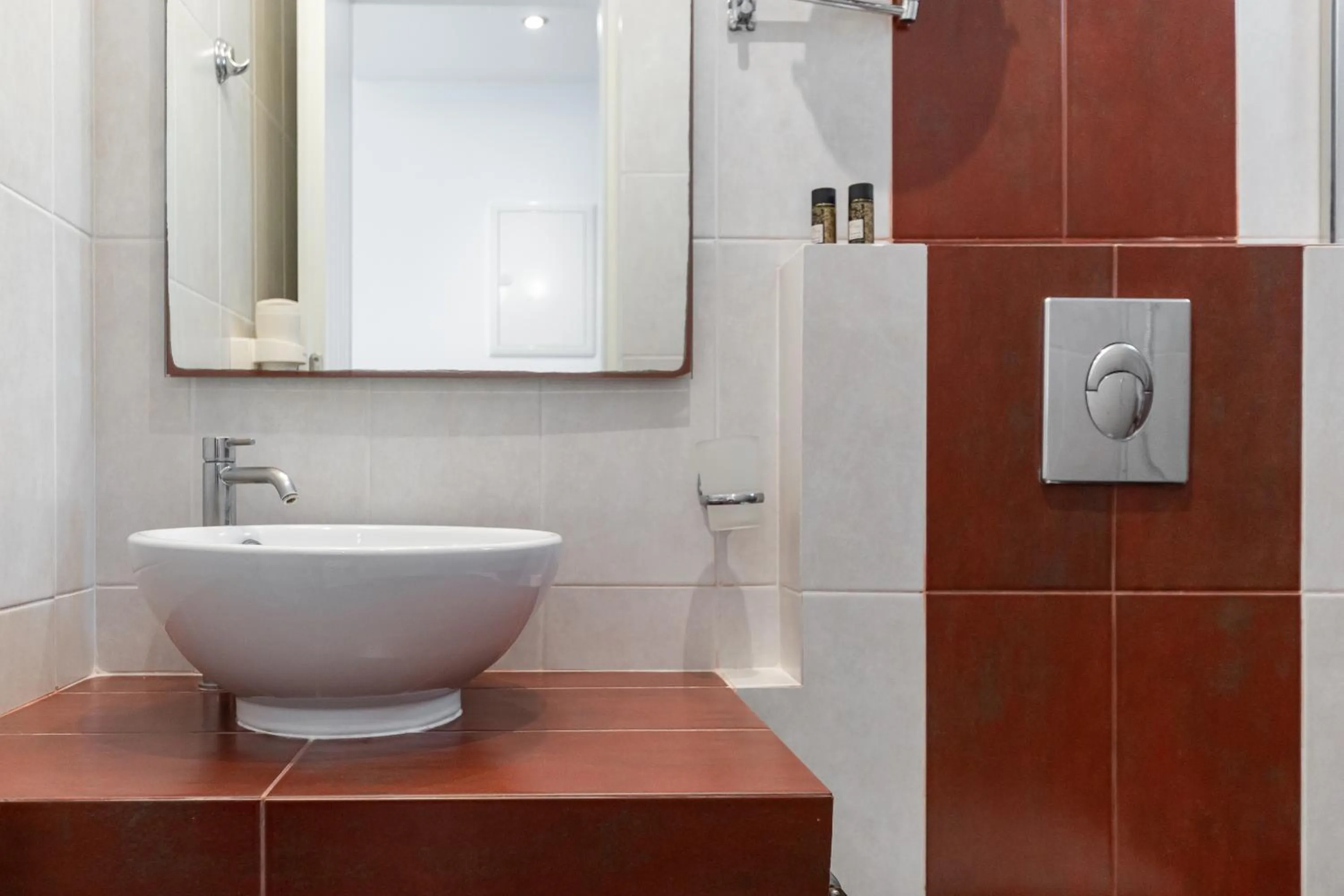 Toilet in Sun Beach Hotel