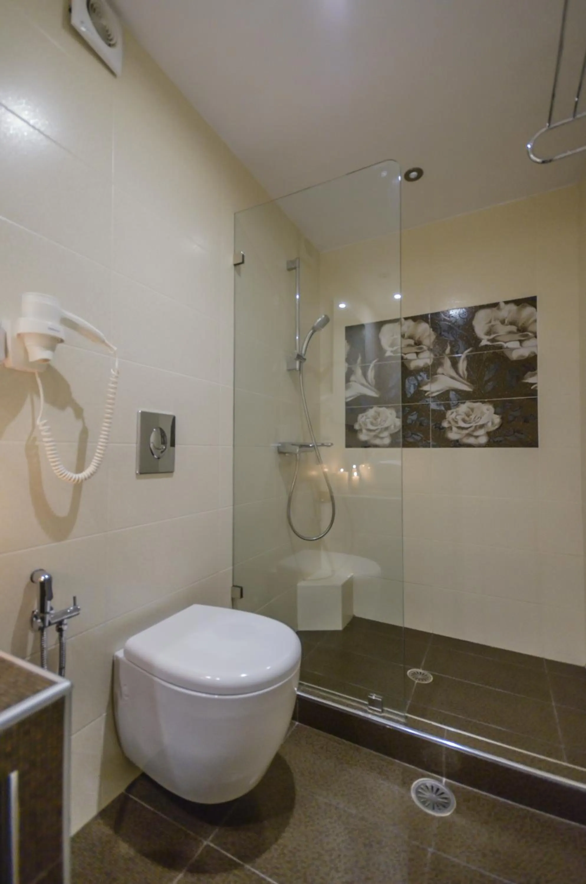 Shower in Sun Beach Hotel