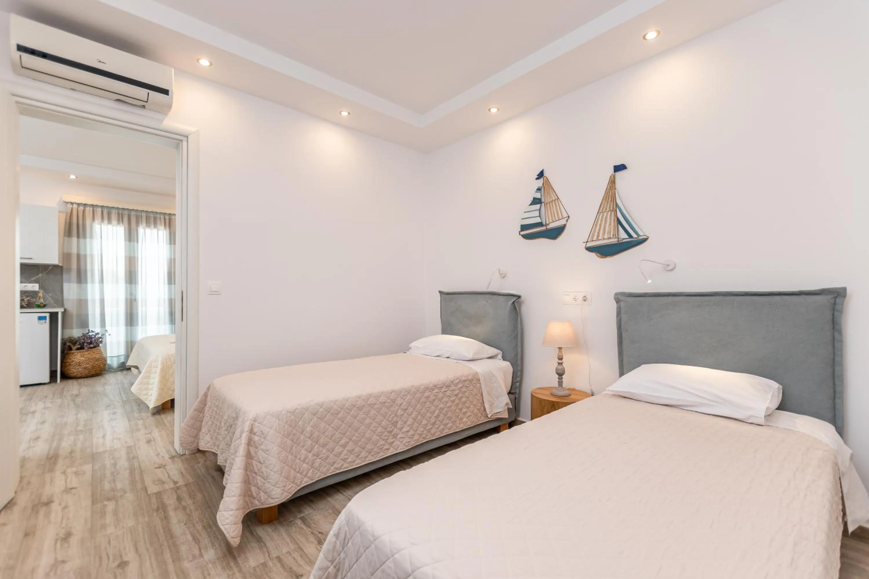 Photo of the whole room, Bed in Sun Beach Hotel