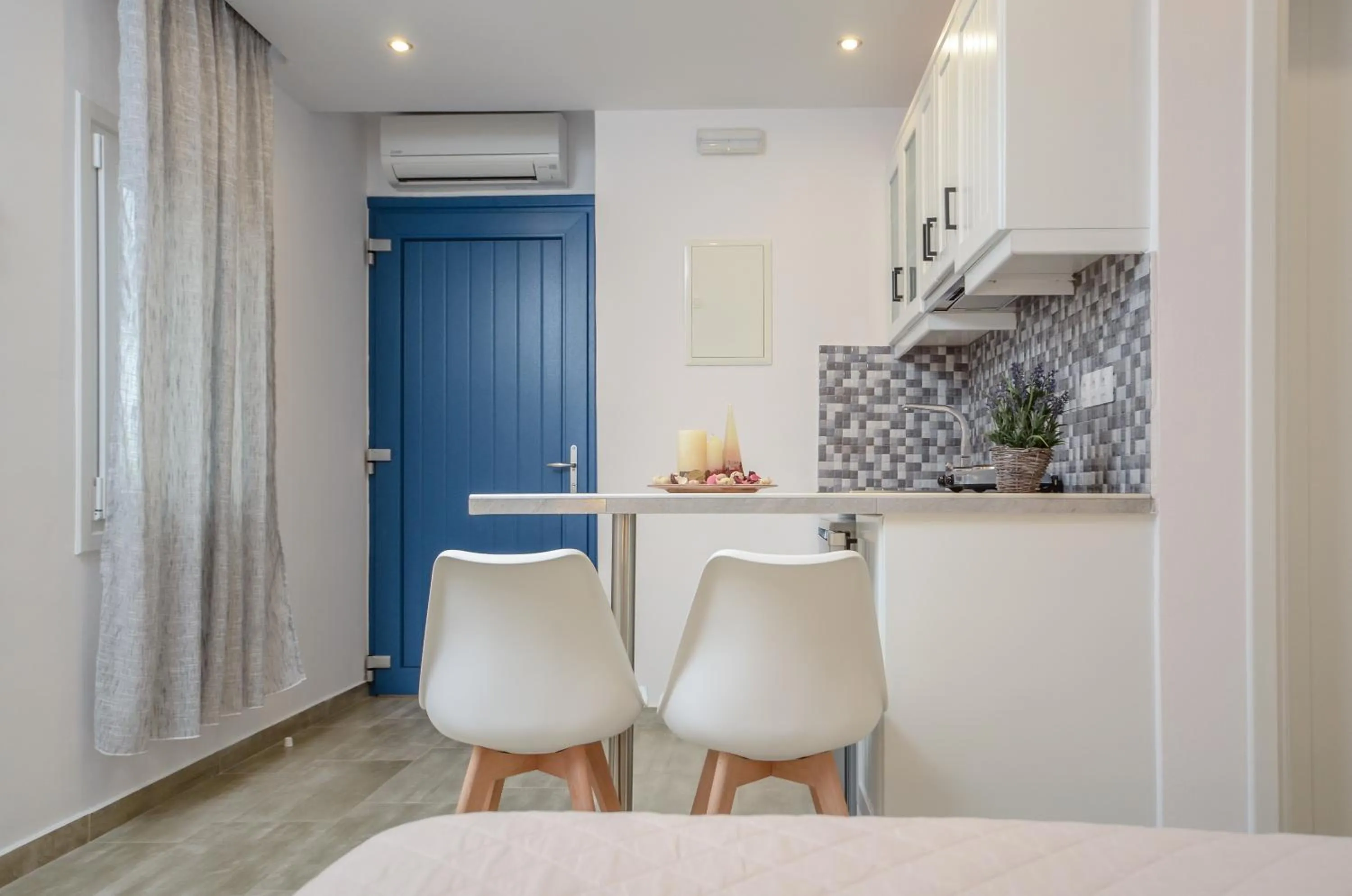 Kitchen or kitchenette in Sun Beach Hotel