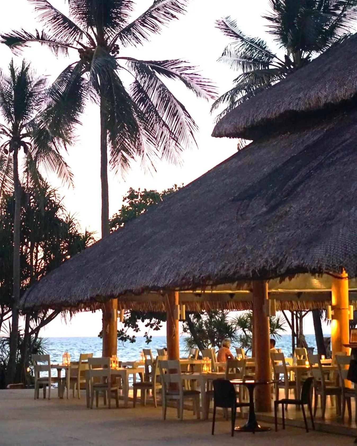 Restaurant/places to eat in Moonlight Bay Resort