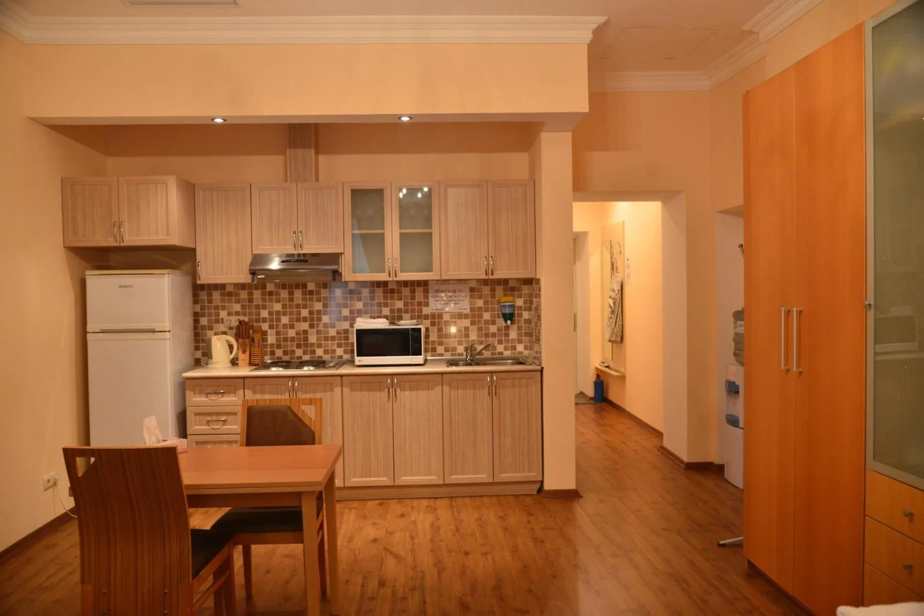 Kitchen or kitchenette in City Mansion ApartHotel