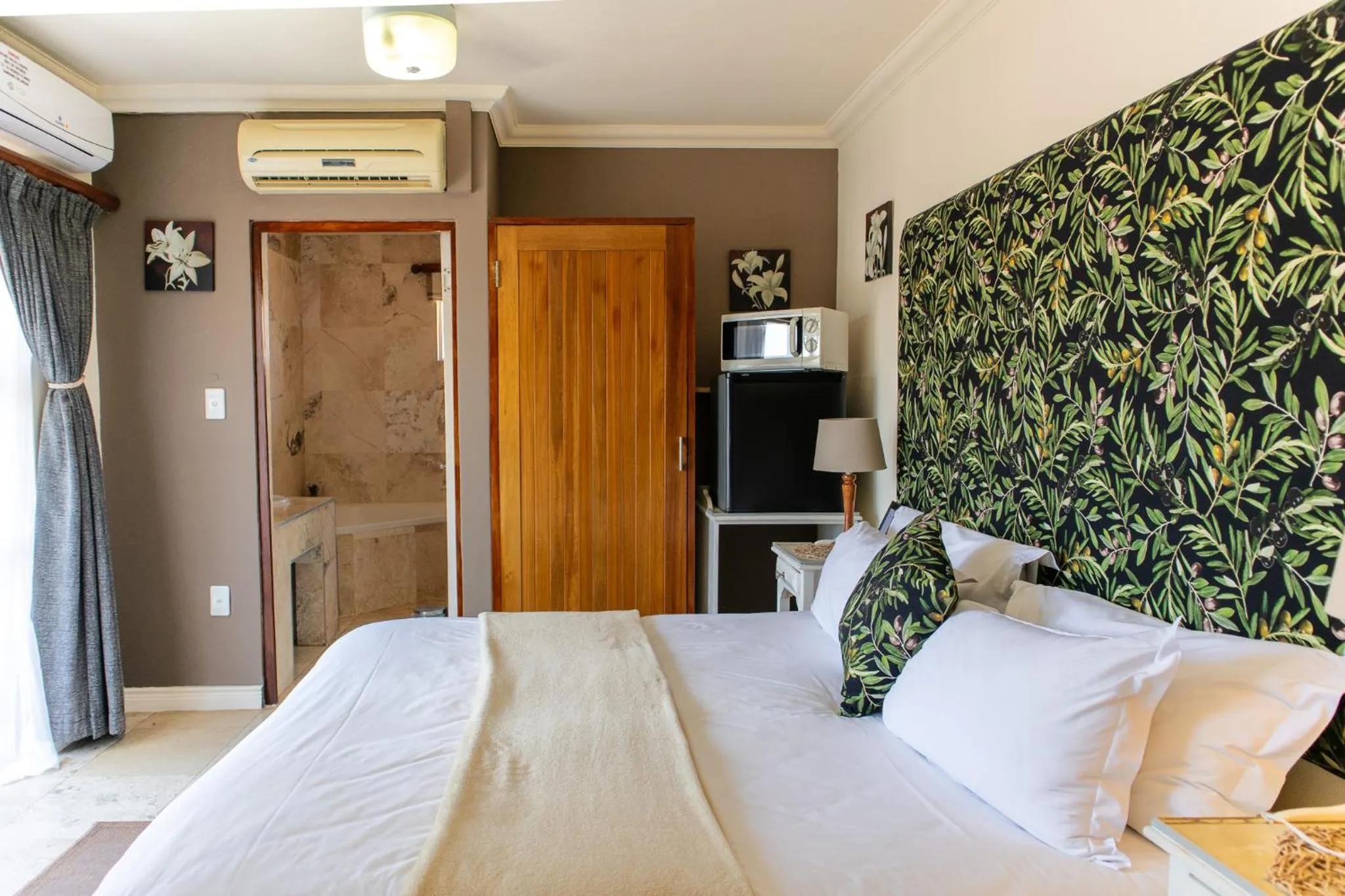 Bedroom in 305 Guest House