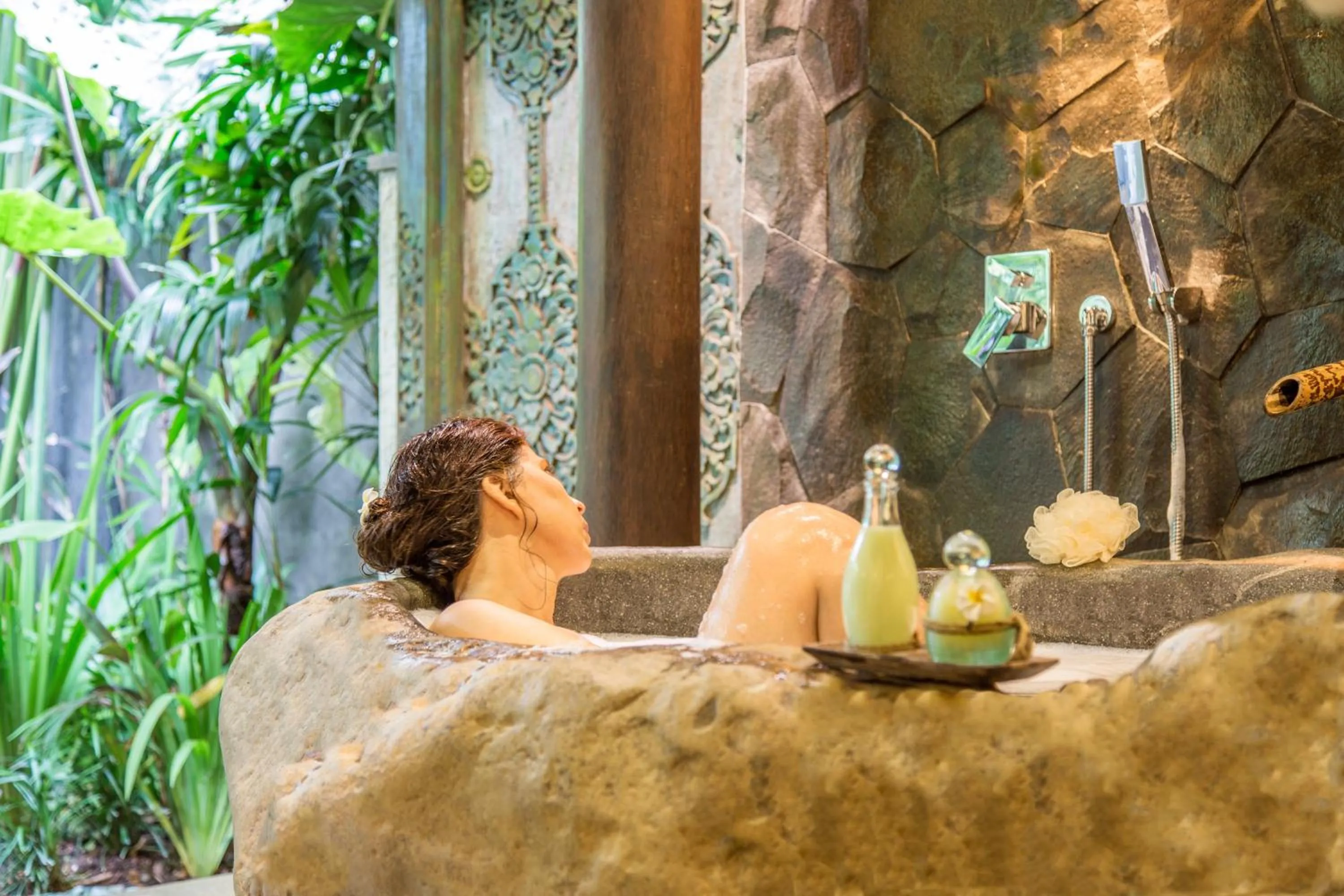 Spa and wellness centre/facilities in The Manipura Luxury Estate and Spa Up to 18 person, fully serviced