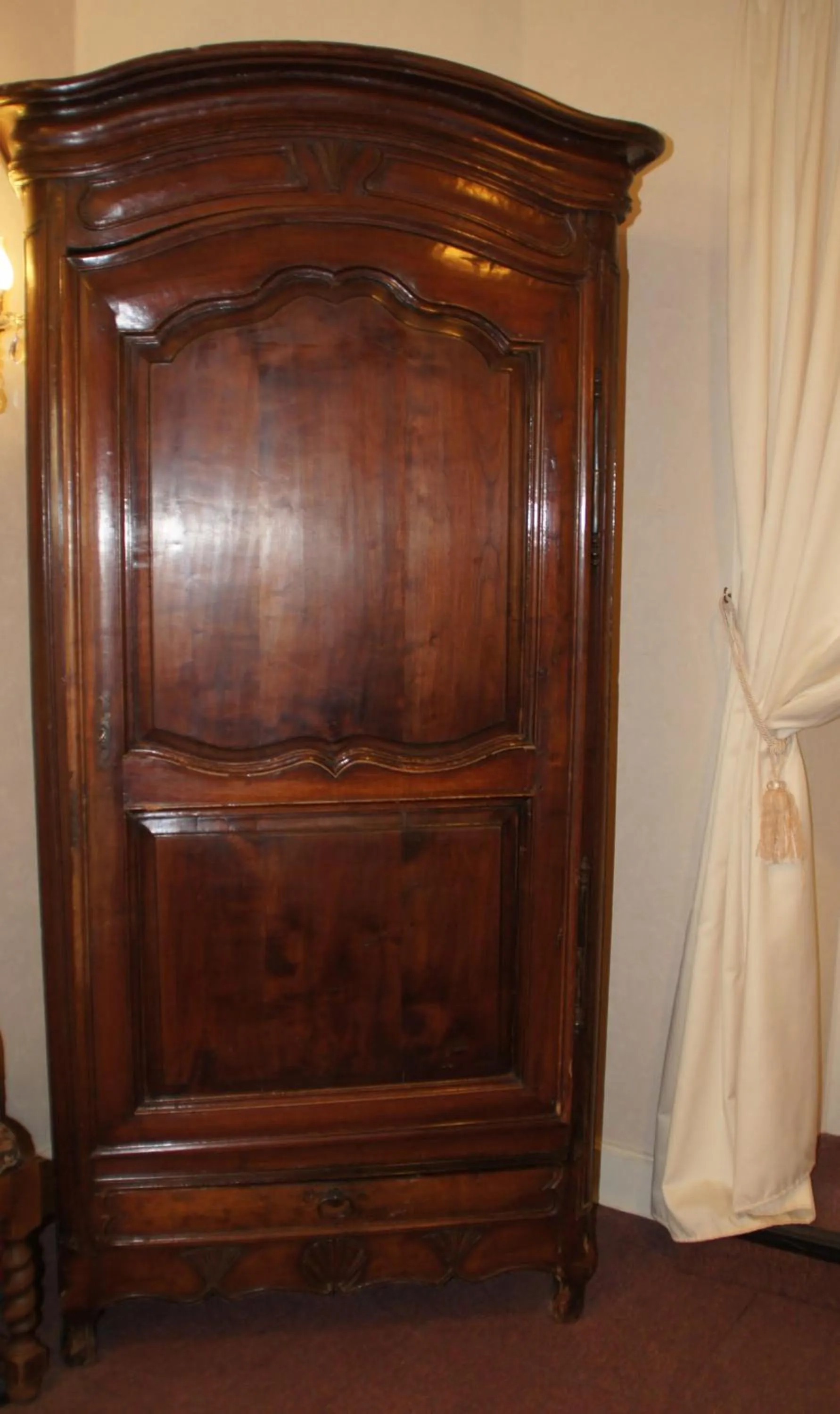 Decorative detail in Hotel Montsegur