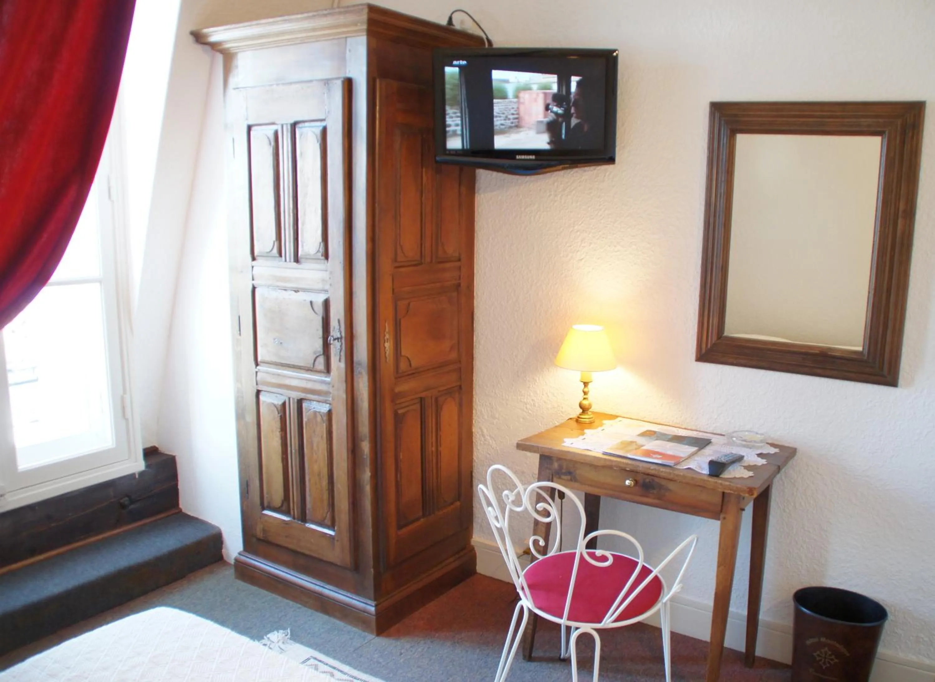 Quadruple Room (2 Rooms) in Hotel Montsegur