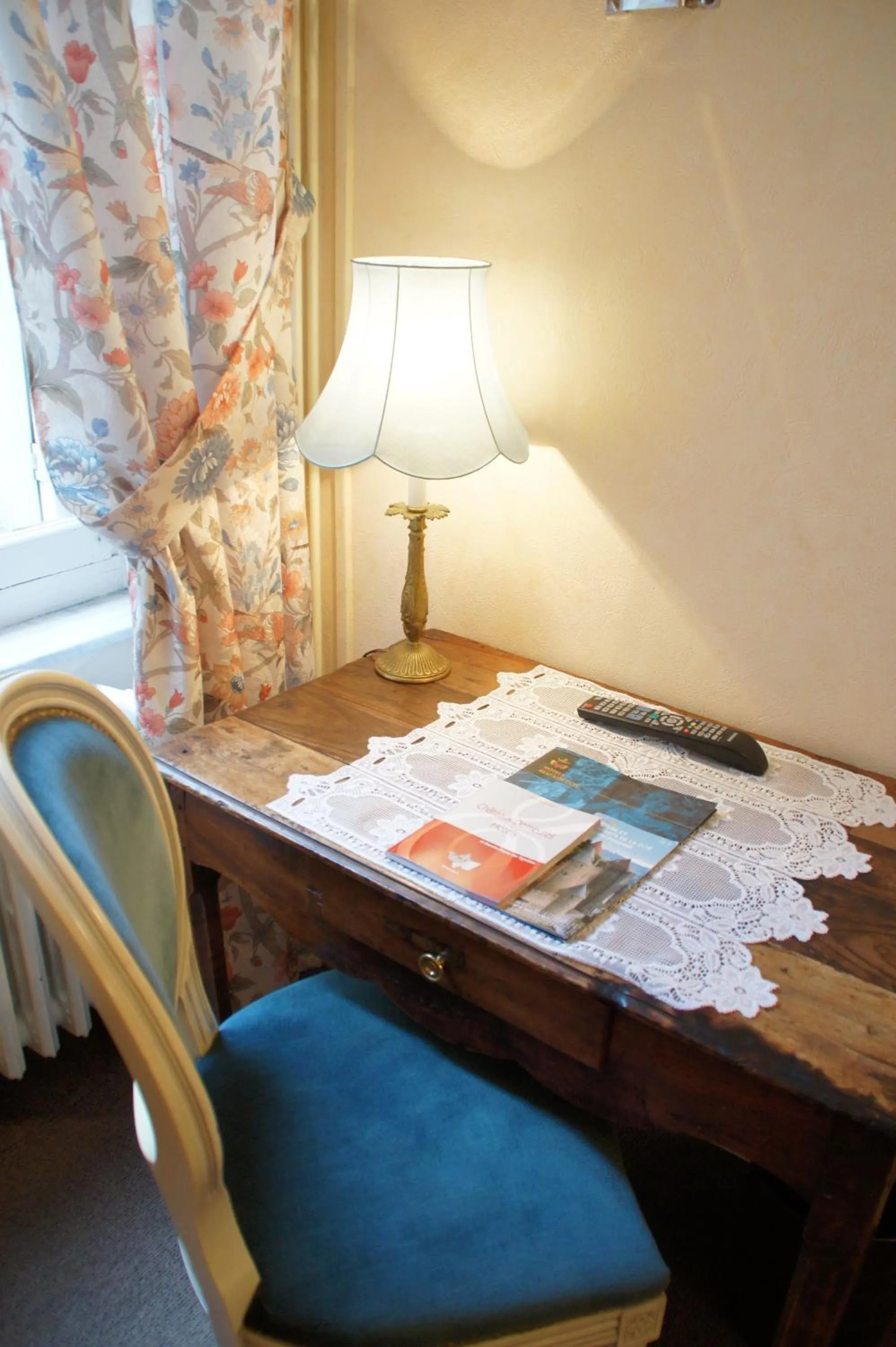 Triple Room in Hotel Montsegur