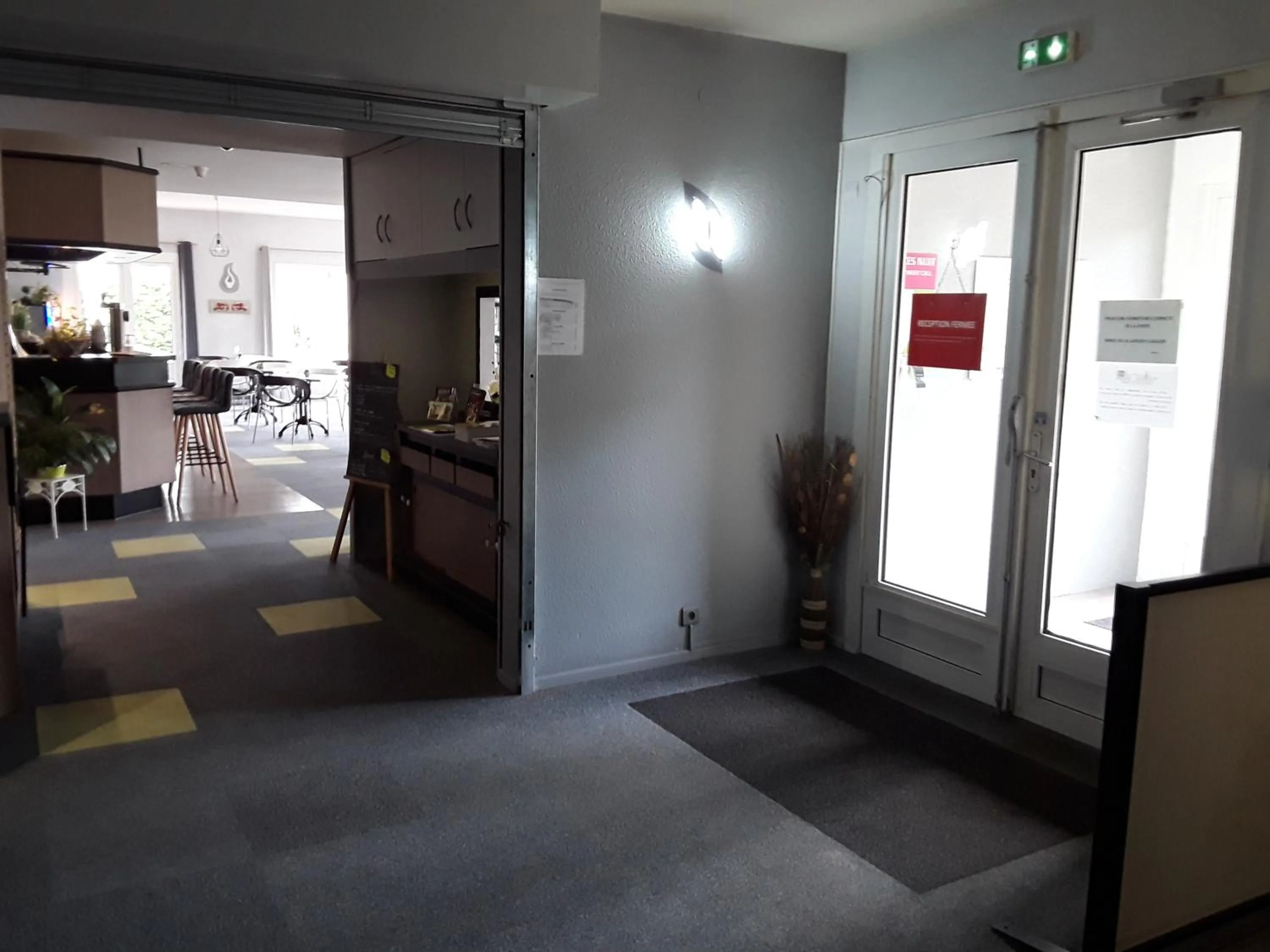 Lobby or reception in Contact Hôtel ALYS Bourg en Bresse Ekinox Parc Expo