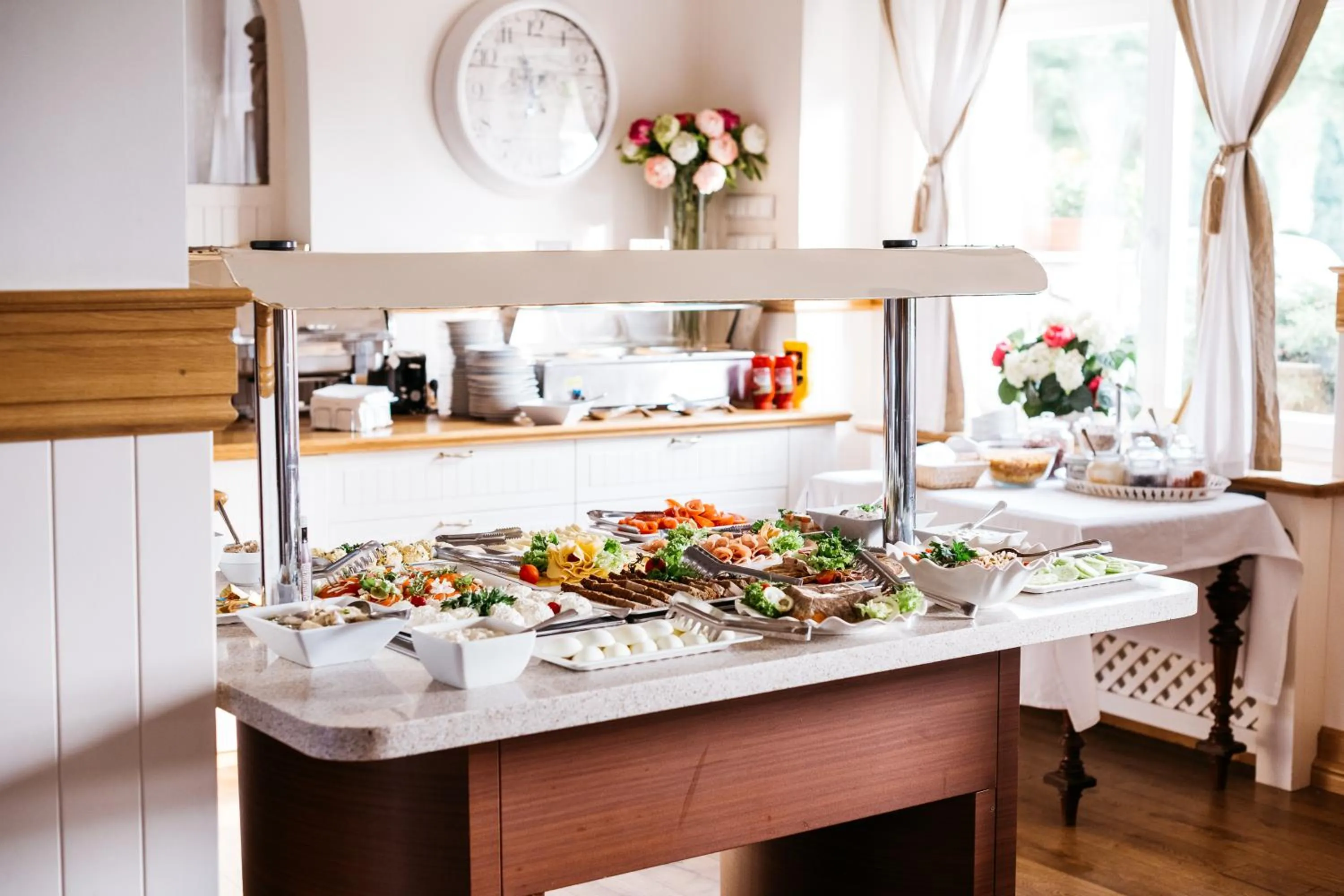 Buffet breakfast in Hotel Chata Za Wsią