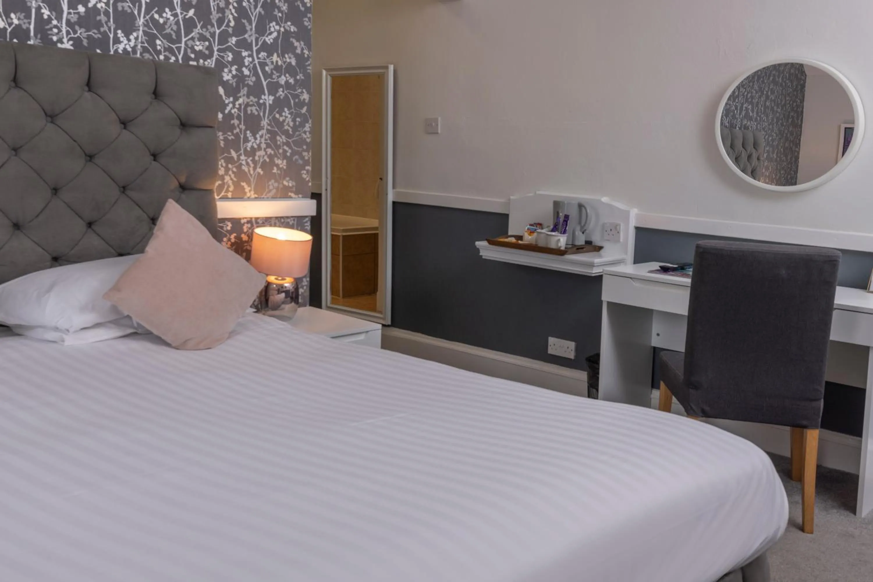 Bedroom, Bed in Buchanan Arms Hotel & Leisure, Sure Hotel Collection