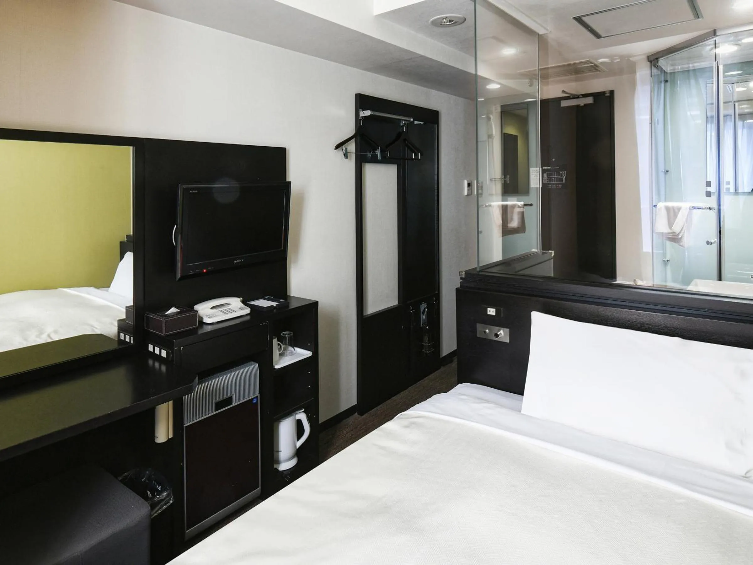 TV and multimedia, Bed in Vessel Inn Hakata Nakasu