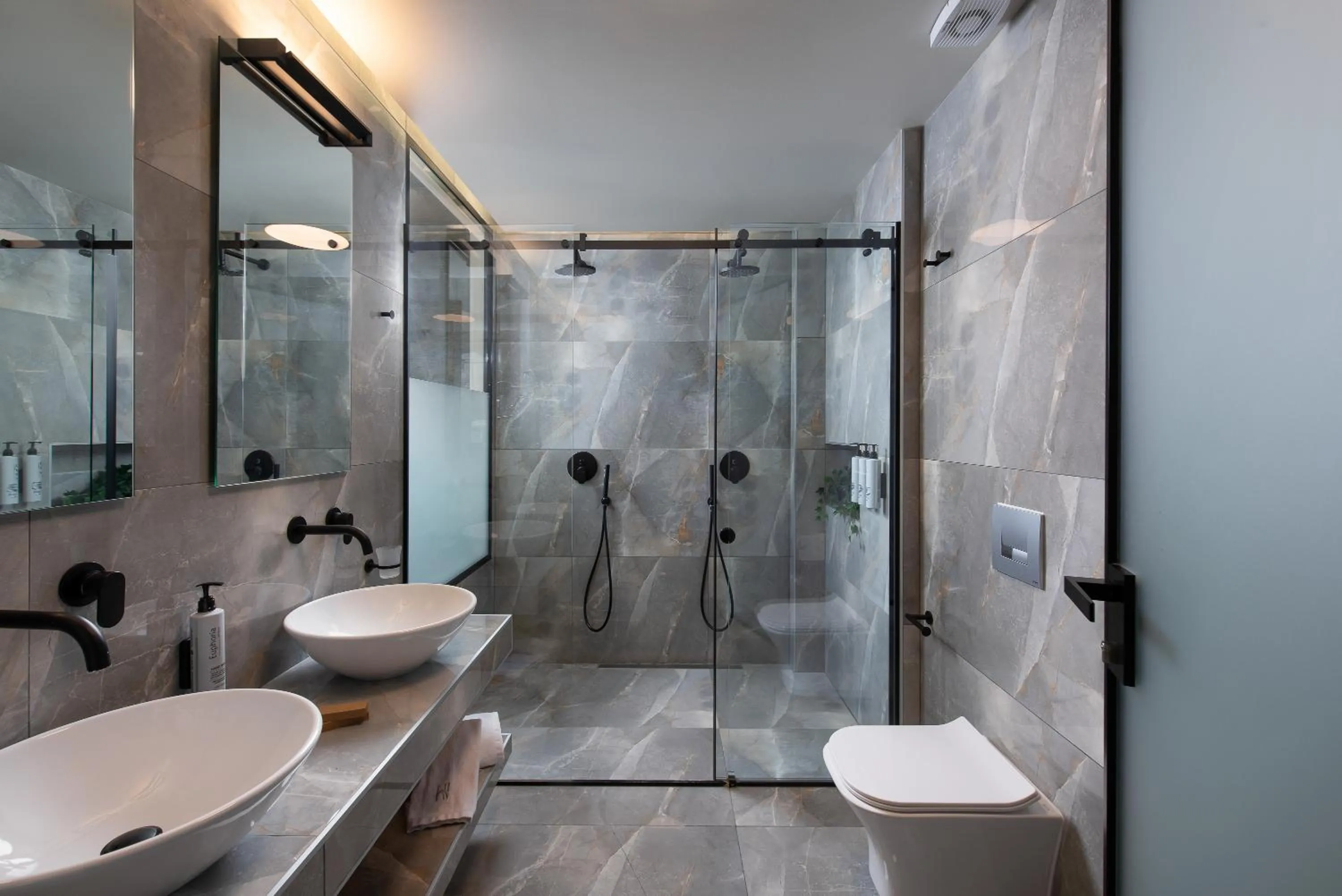 Heaven Hotel Thessaloniki Airport