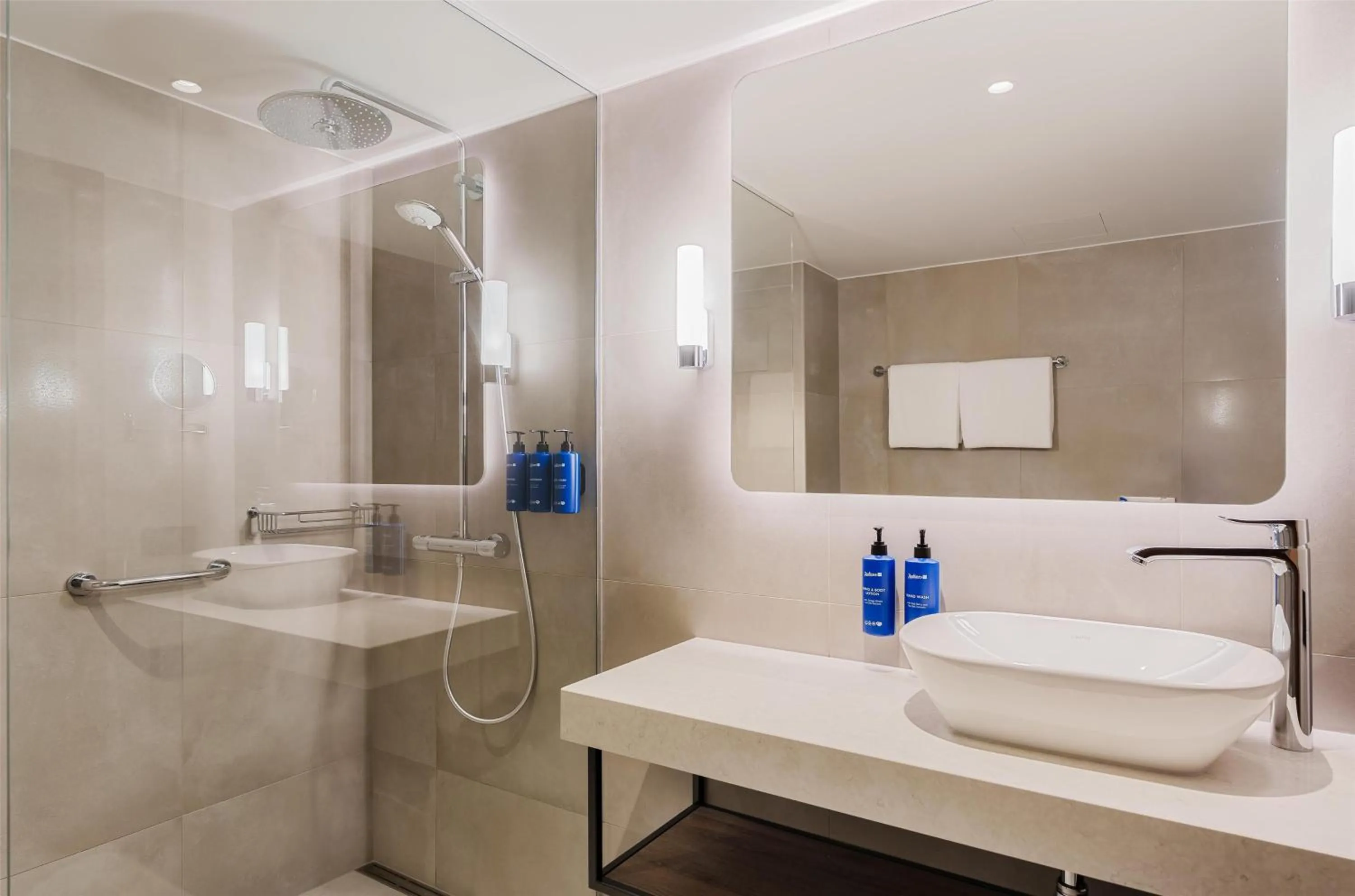 Bathroom in Radisson Blu Latvija Conference & Spa Hotel, Riga