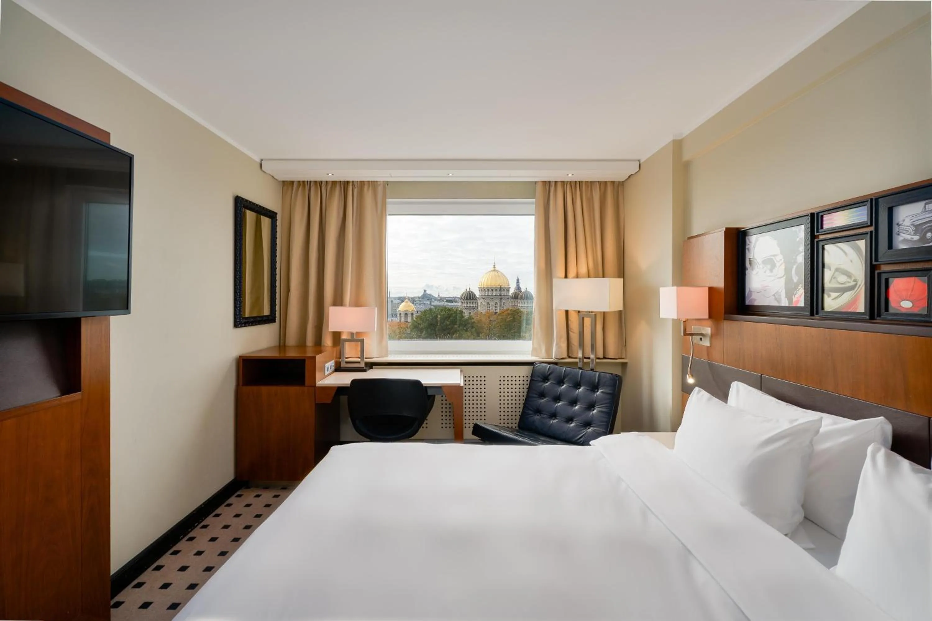 Bedroom, Bed in Radisson Blu Latvija Conference & Spa Hotel, Riga